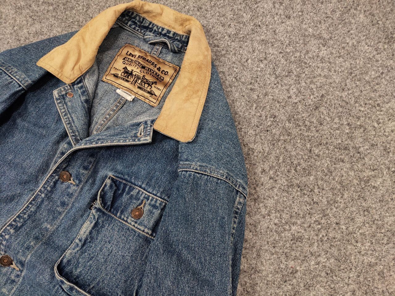 Levi's Rare Vintage 90's Levi's Coverall Denim Jacket Gold Patch Size US XL / EU 56 / 4 - 4 Thumbnail