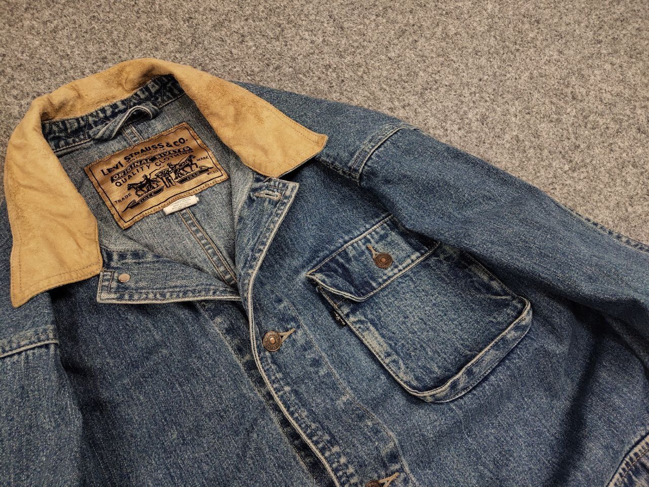 Levi's Rare Vintage 90's Levi's Coverall Denim Jacket Gold Patch Size US XL / EU 56 / 4 - 12 Thumbnail