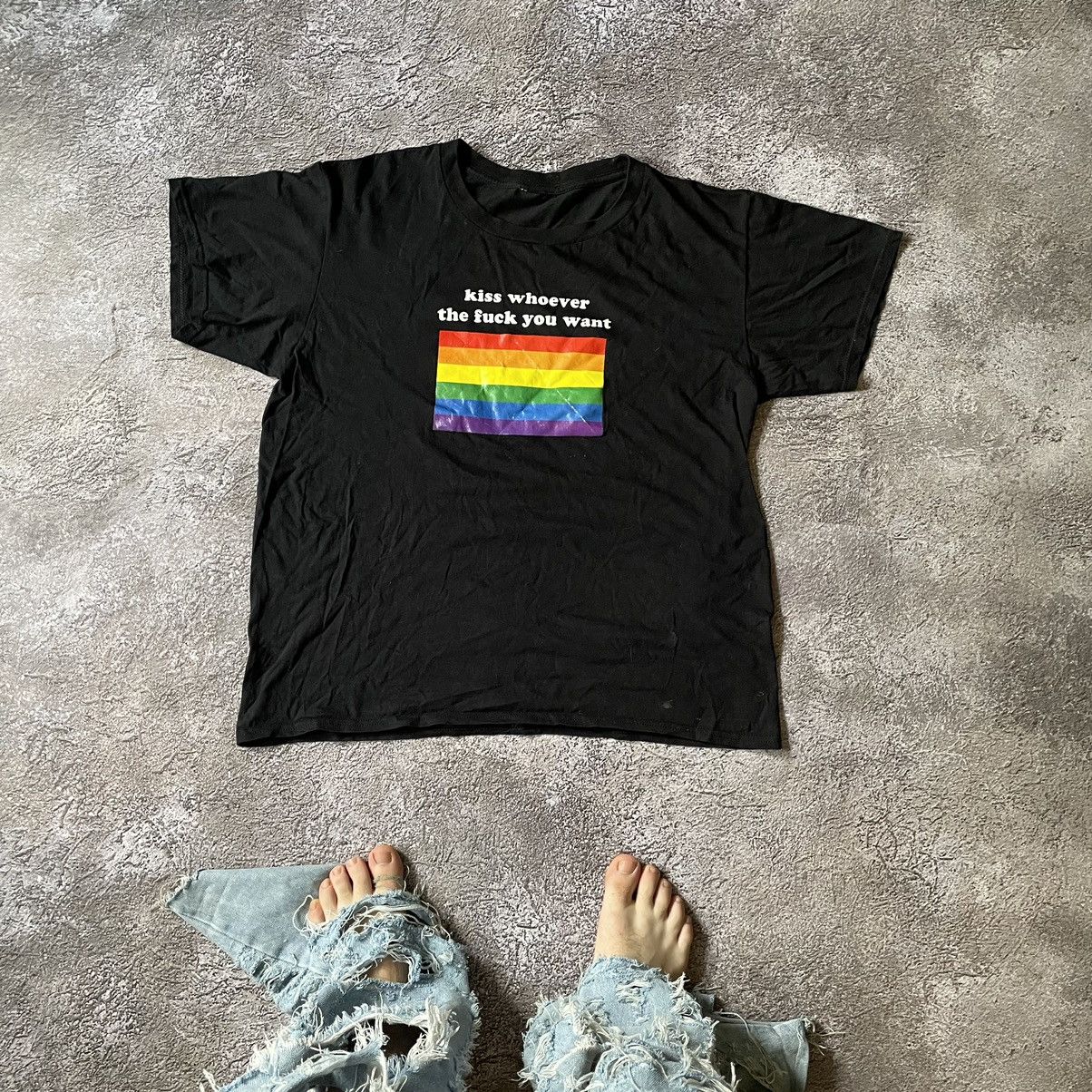 image of Humor x Vintage Y2K Adult “Kiss Whatever You Fuck Want“ Funny Buytee in Black, Men's (Size Large)