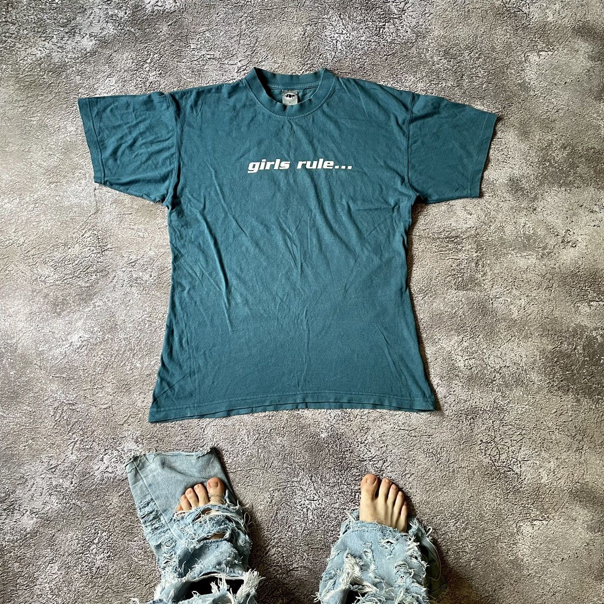 Vintage Vintage Y2K Sun Faded Graphic Tee Girls Rule Streetwear L Size US L / EU 52-54 / 3 - 1 Thumbnail