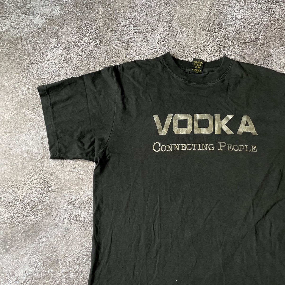 Vintage Vintage Y2K ADULT FUNNY VODKA CONNECTING PEOPLE L Size US L / EU 52-54 / 3 - 4 Thumbnail