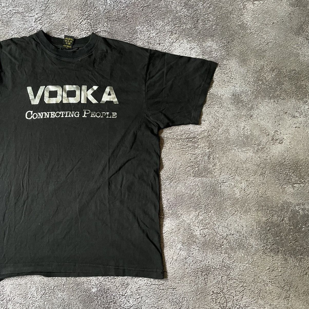 Vintage Vintage Y2K ADULT FUNNY VODKA CONNECTING PEOPLE L Size US L / EU 52-54 / 3 - 2 Thumbnail