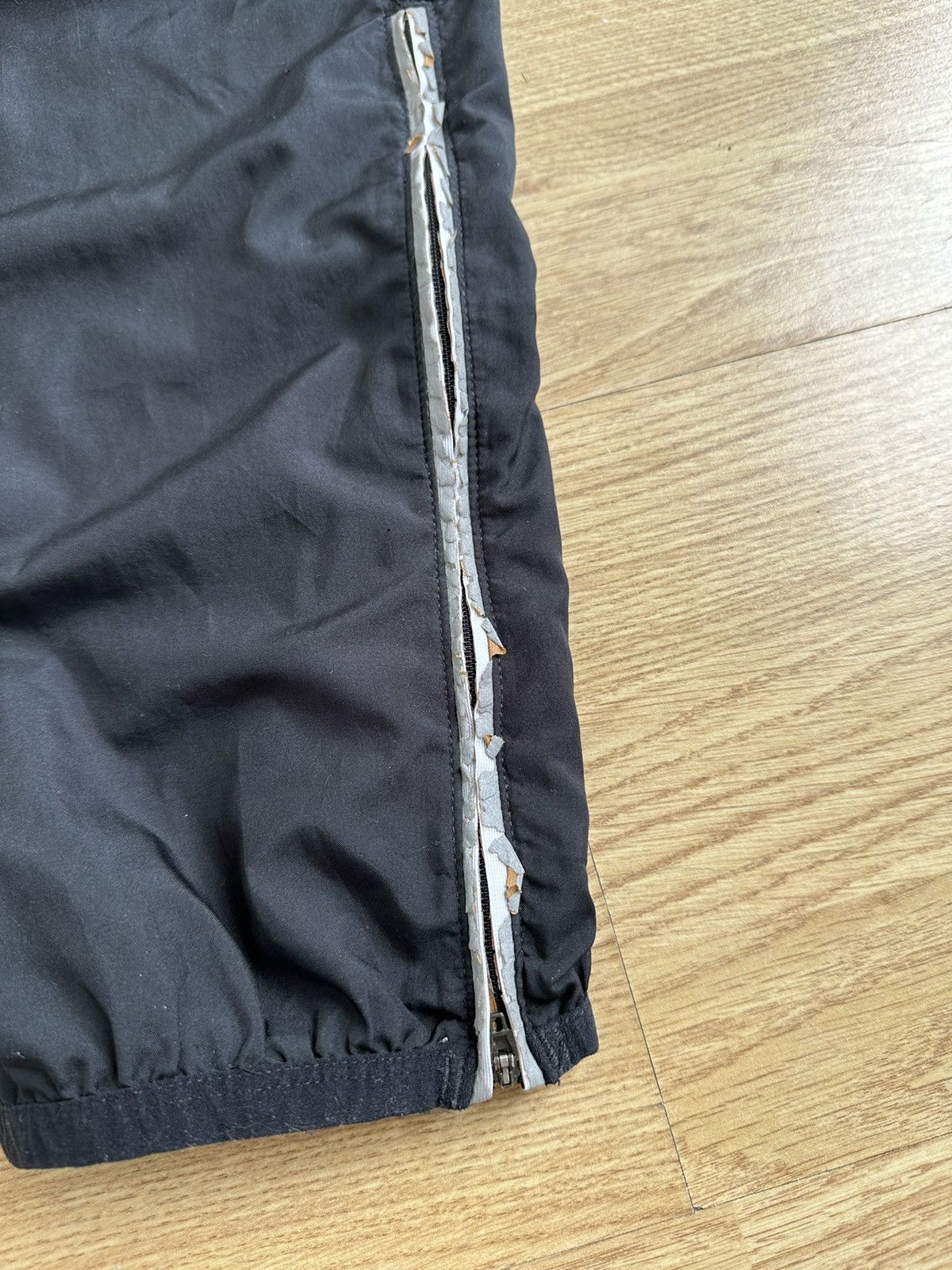 Nike × Vintage Vintage y2k Nike Black Track Pants Swoosh Size US 32 / EU 48 - 5 Thumbnail