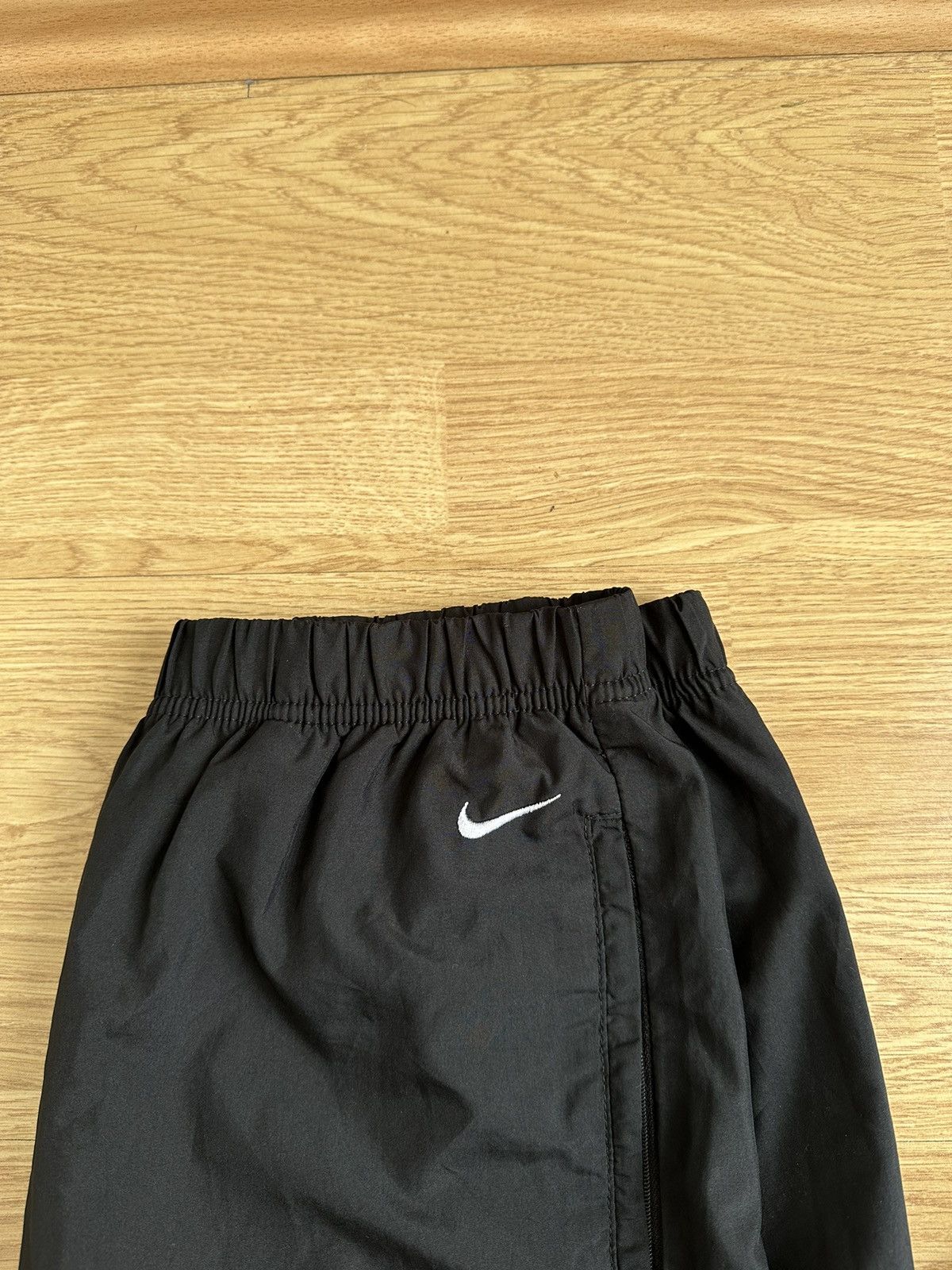 Nike × Vintage Vintage y2k Nike Black Track Pants Swoosh Size US 32 / EU 48 - 4 Thumbnail
