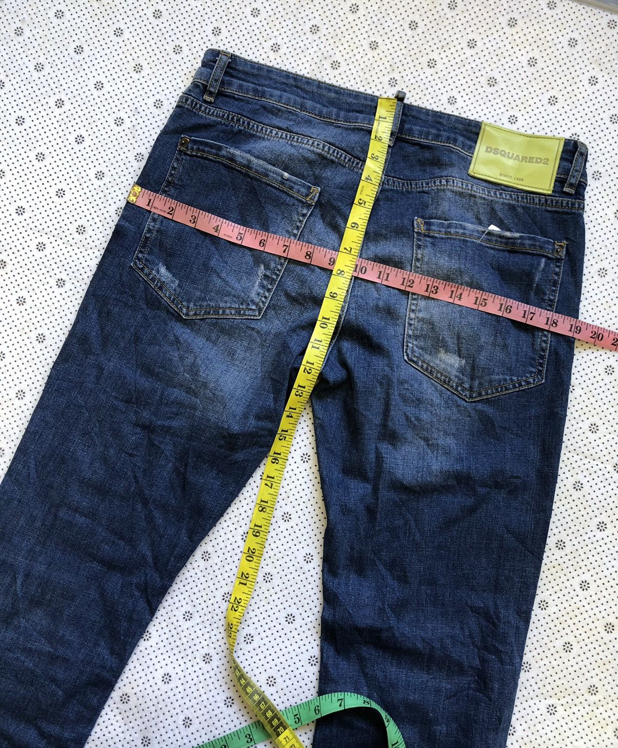 Dsquared2 Dsquared2 distressed jeans Size US 34 / EU 50 - 12 Thumbnail