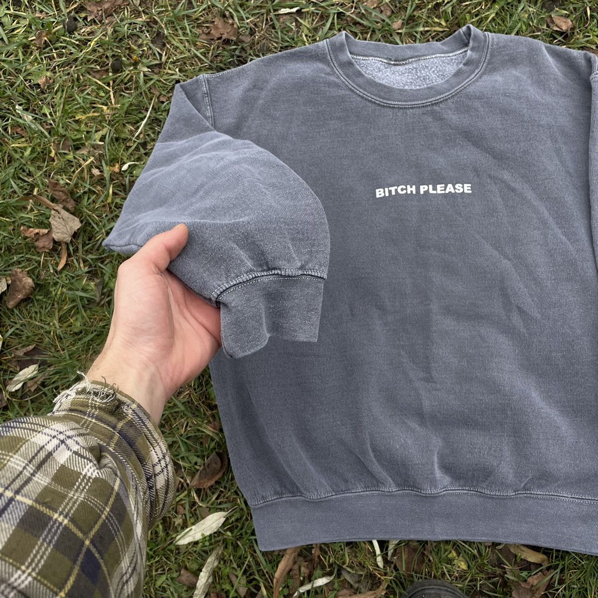Vintage Vintage Y2K Faded Bitch Please Crewneck Sweatshirt Grey M Size US M / EU 48-50 / 2 - 6 Thumbnail