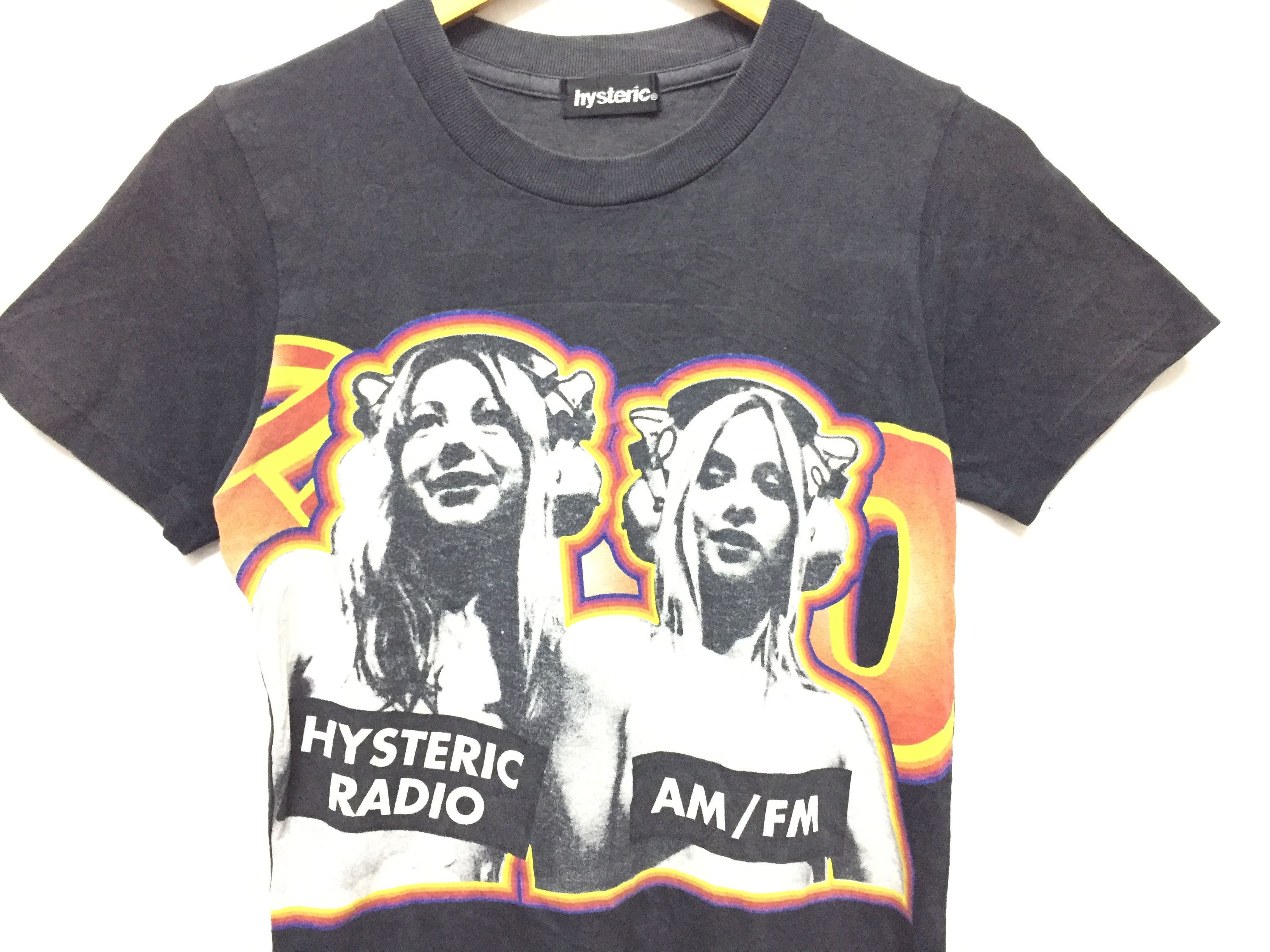 Hysteric Glamour 2001 Hysteric Naked DJ Radio tee Size S / US 4 / IT 40 - 3 Thumbnail