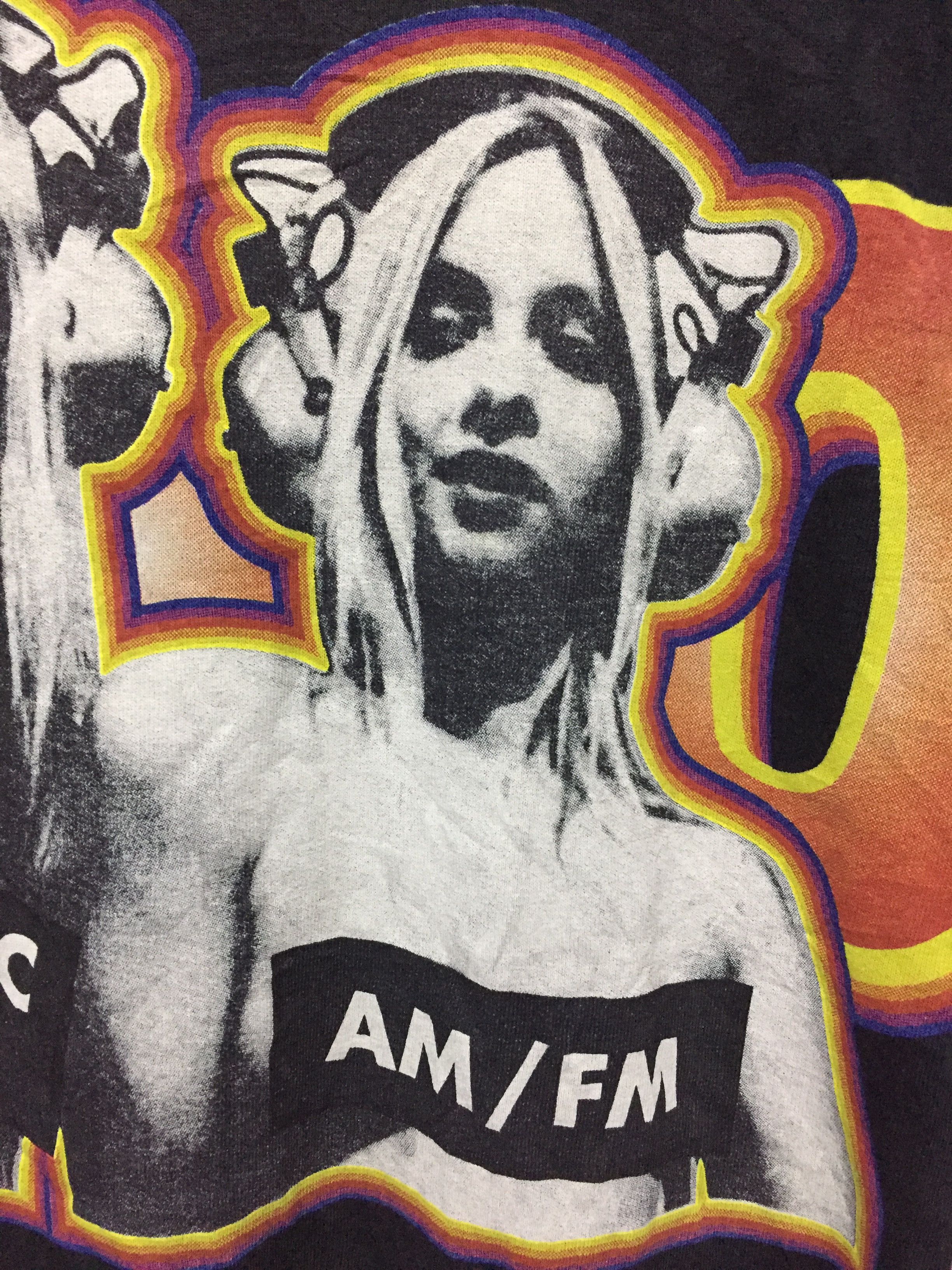 Hysteric Glamour 2001 Hysteric Naked DJ Radio tee Size S / US 4 / IT 40 - 4 Thumbnail