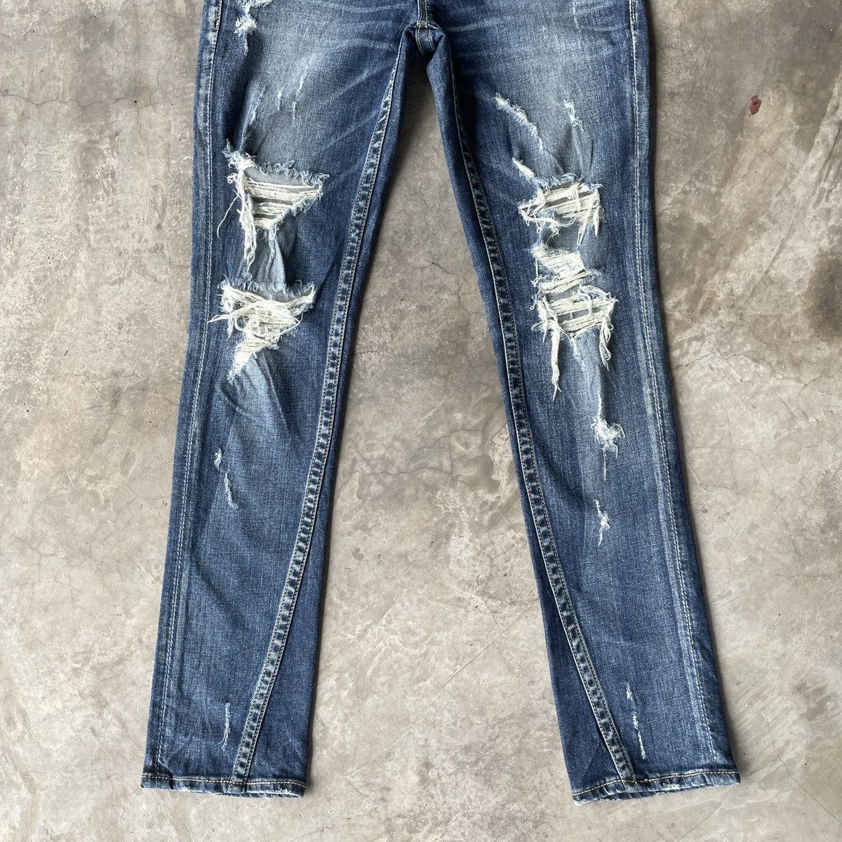 Japanese Brand Vintage Rodeo Crowns Distressed Denim Jeans Pants THRASHED Size US 29 - 6 Thumbnail