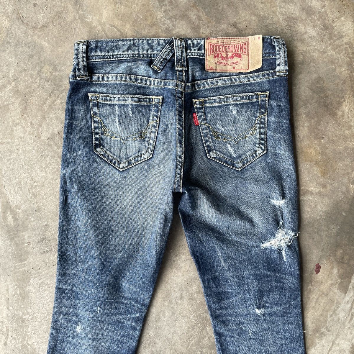 Japanese Brand Vintage Rodeo Crowns Distressed Denim Jeans Pants THRASHED Size US 29 - 13 Thumbnail