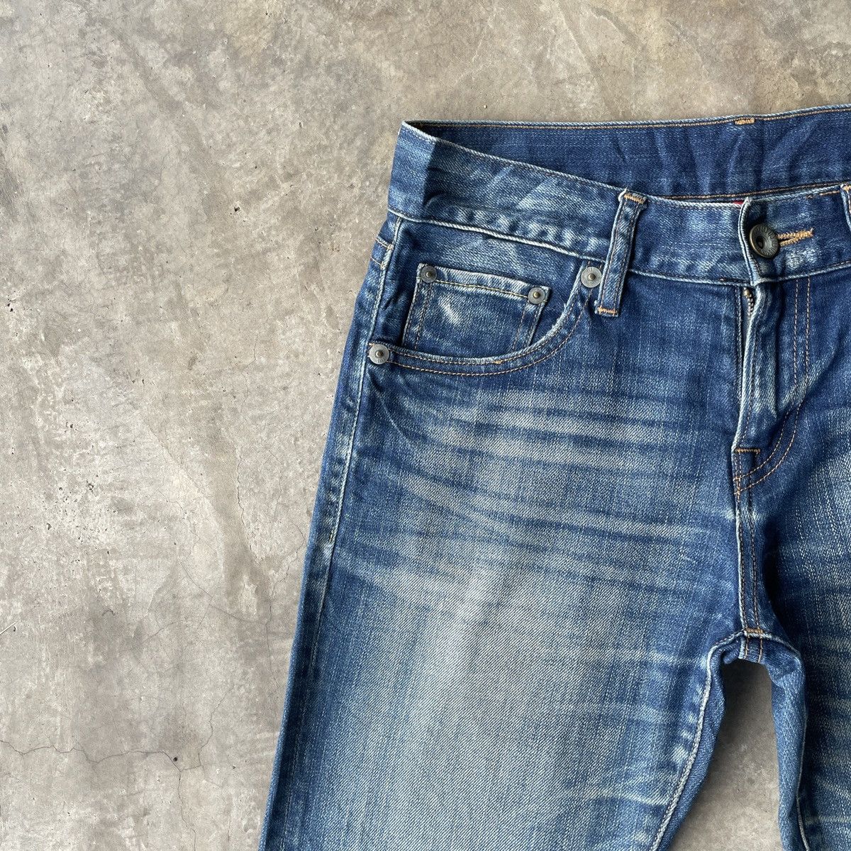Japanese Brand Flash Steal‼️Vintage Japanese Faded Denim Jeans Pants W30x26 Size US 30 / EU 46 - 4 Thumbnail