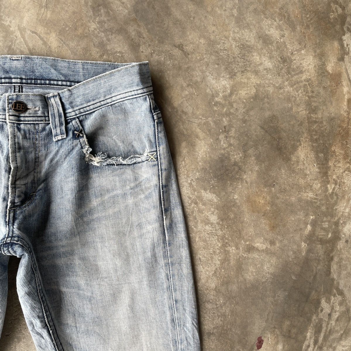 Japanese Brand Vintage Lee Riders Distressed Denim Jeans Pants W30x32 Size US 30 / EU 46 - 5 Thumbnail