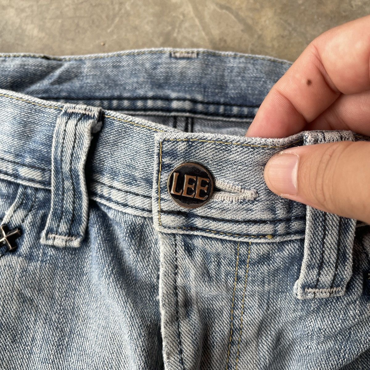 Japanese Brand Vintage Lee Riders Distressed Denim Jeans Pants W30x32 Size US 30 / EU 46 - 7 Thumbnail