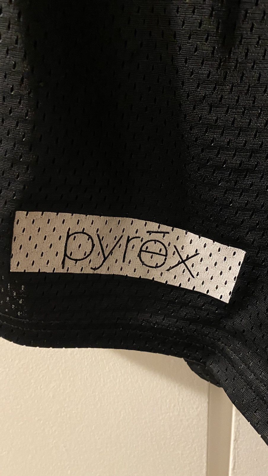 Pyrex Vision Virgil Abloh Pyrex Vision OG black mesh Champion shorts Size US 30 / EU 46 - 8 Thumbnail