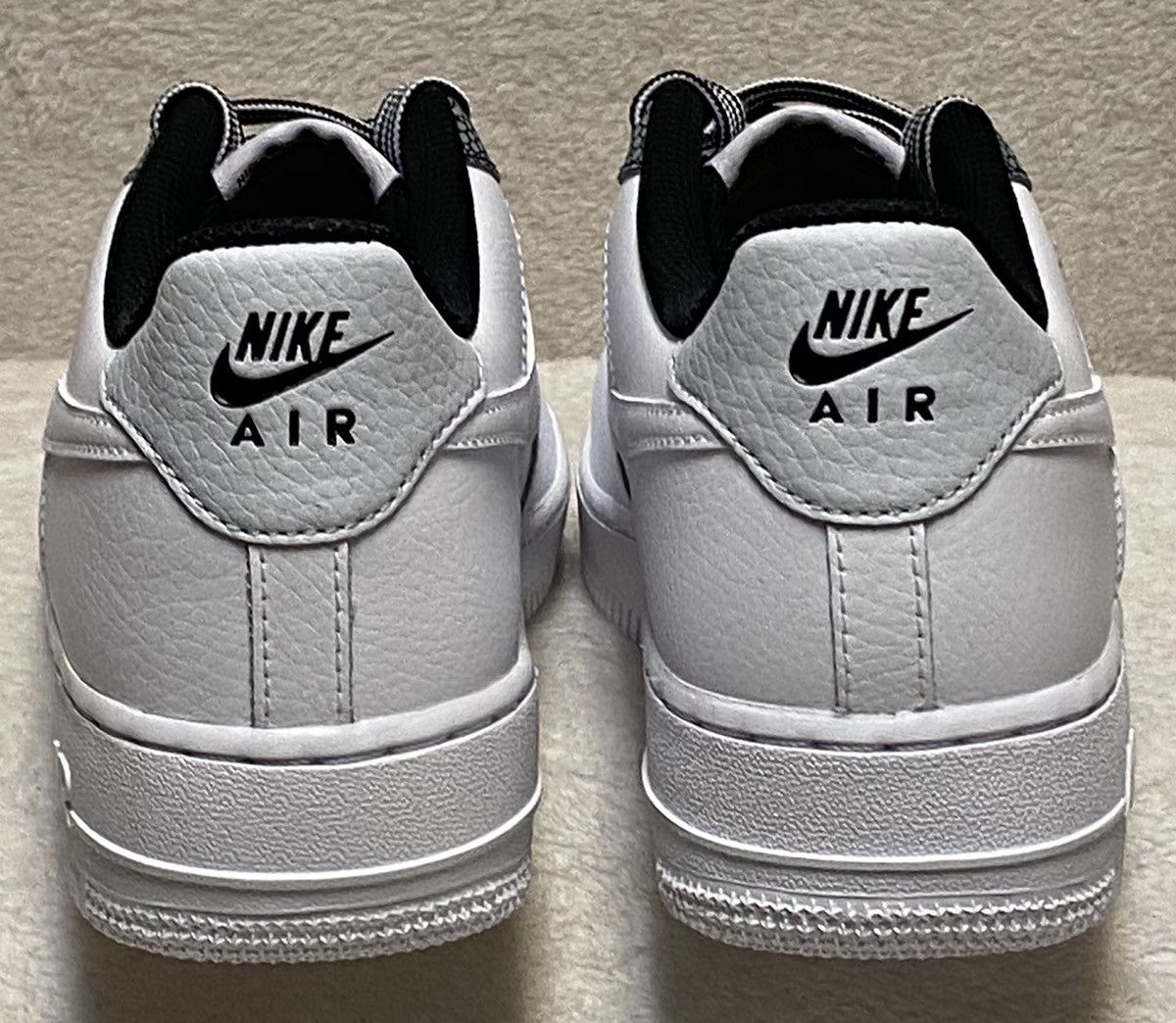 Nike Air Force 1 LV8 4 (GS) Size 7Y/8.5W Casual White Shoes New Size US 7 / EU 40 - 5 Thumbnail