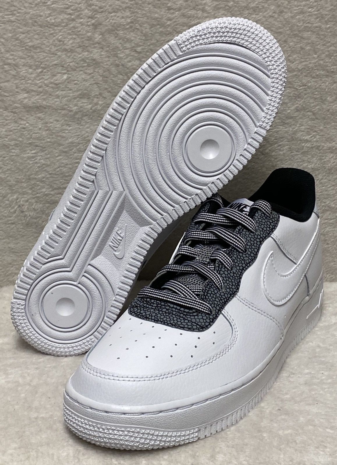Nike Air Force 1 LV8 4 (GS) Size 7Y/8.5W Casual White Shoes New Size US 7 / EU 40 - 6 Thumbnail