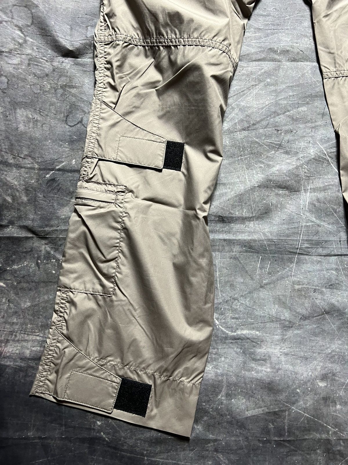 1017 ALYX 9SM FW19 1017 ALYX 9SM Tactical Cargo Pants Size US 30 / EU 46 - 5 Thumbnail