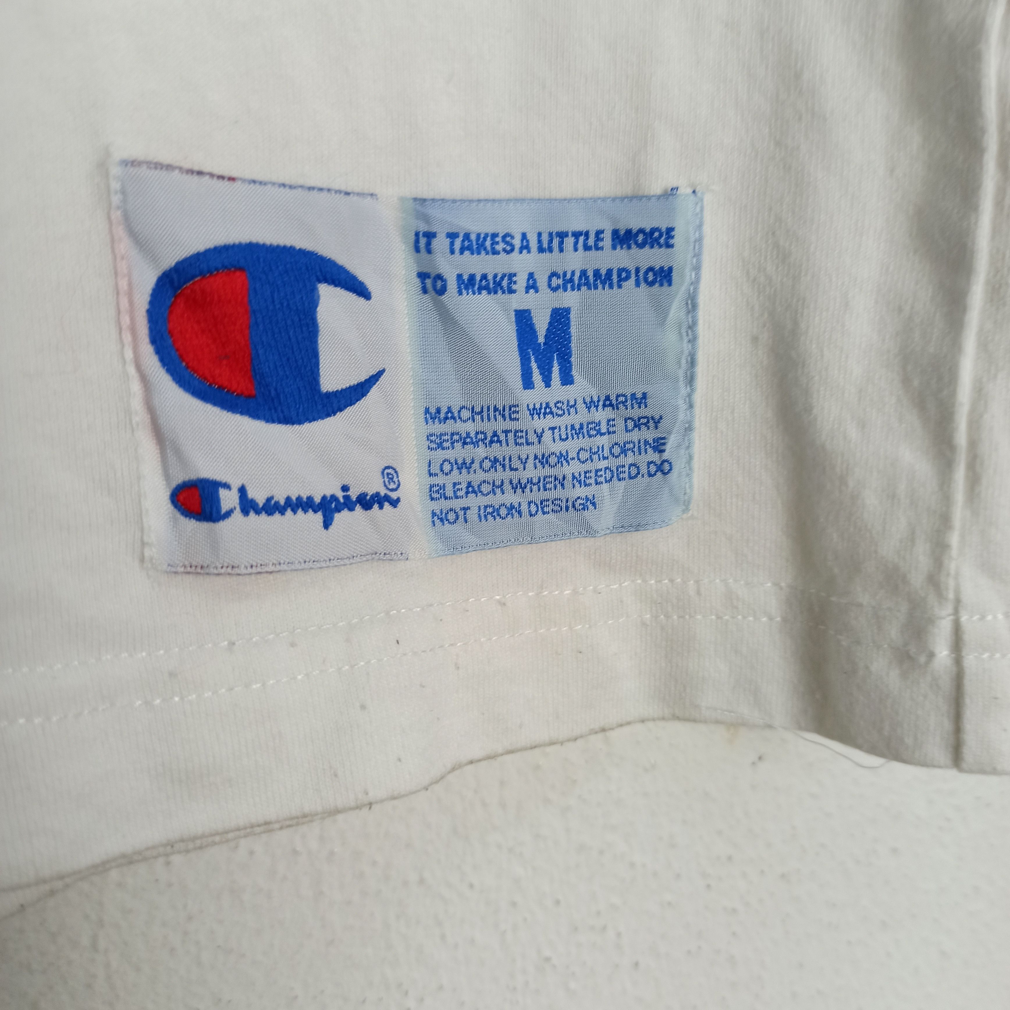 Champion Champion Big Logo Embroidered Big Logo Spells out Tee Size US M / EU 48-50 / 2 - 5 Thumbnail