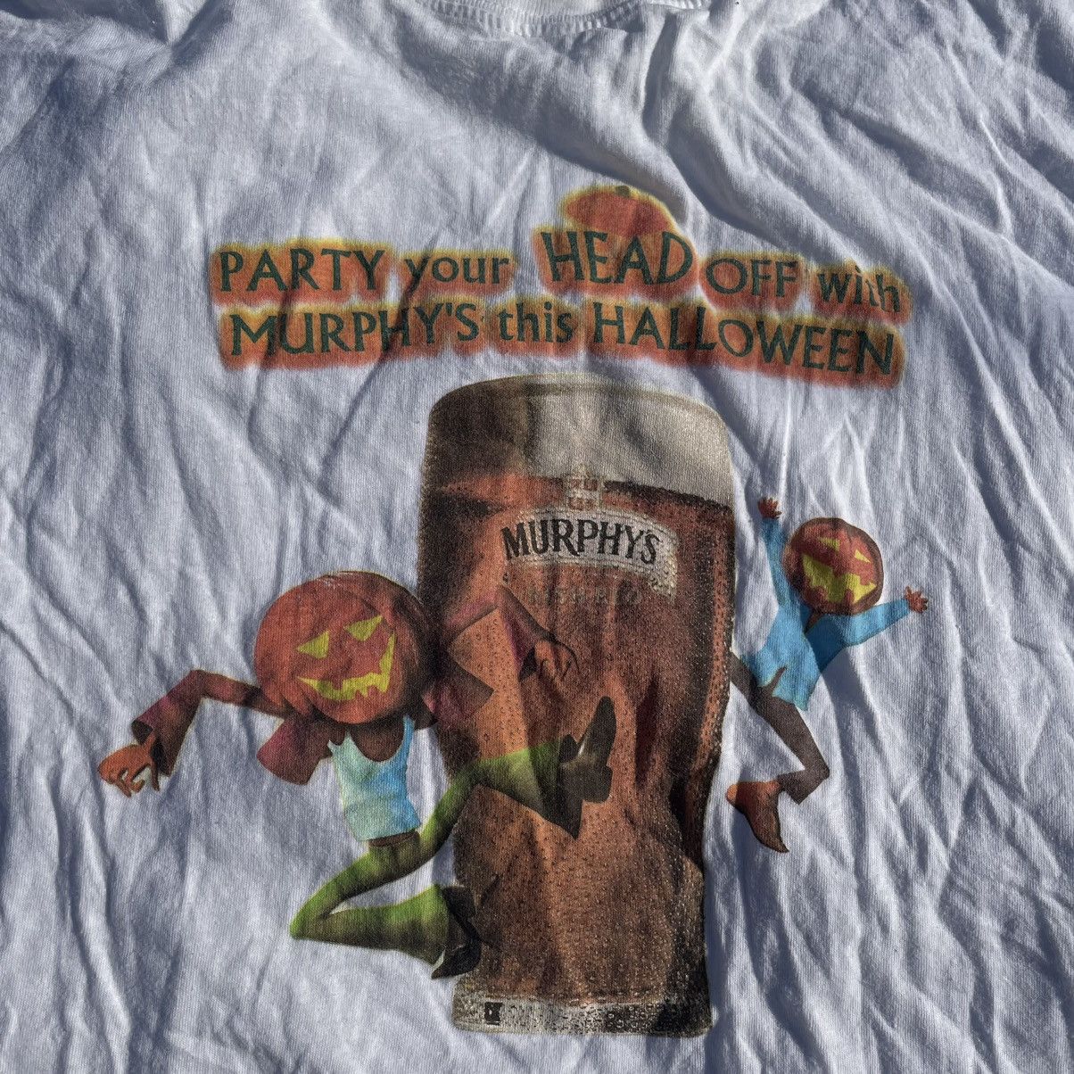 Vintage Vintage 90s Sun Faded Graphic Tee Grunge Halloween Beer M Size US M / EU 48-50 / 2 - 4 Thumbnail