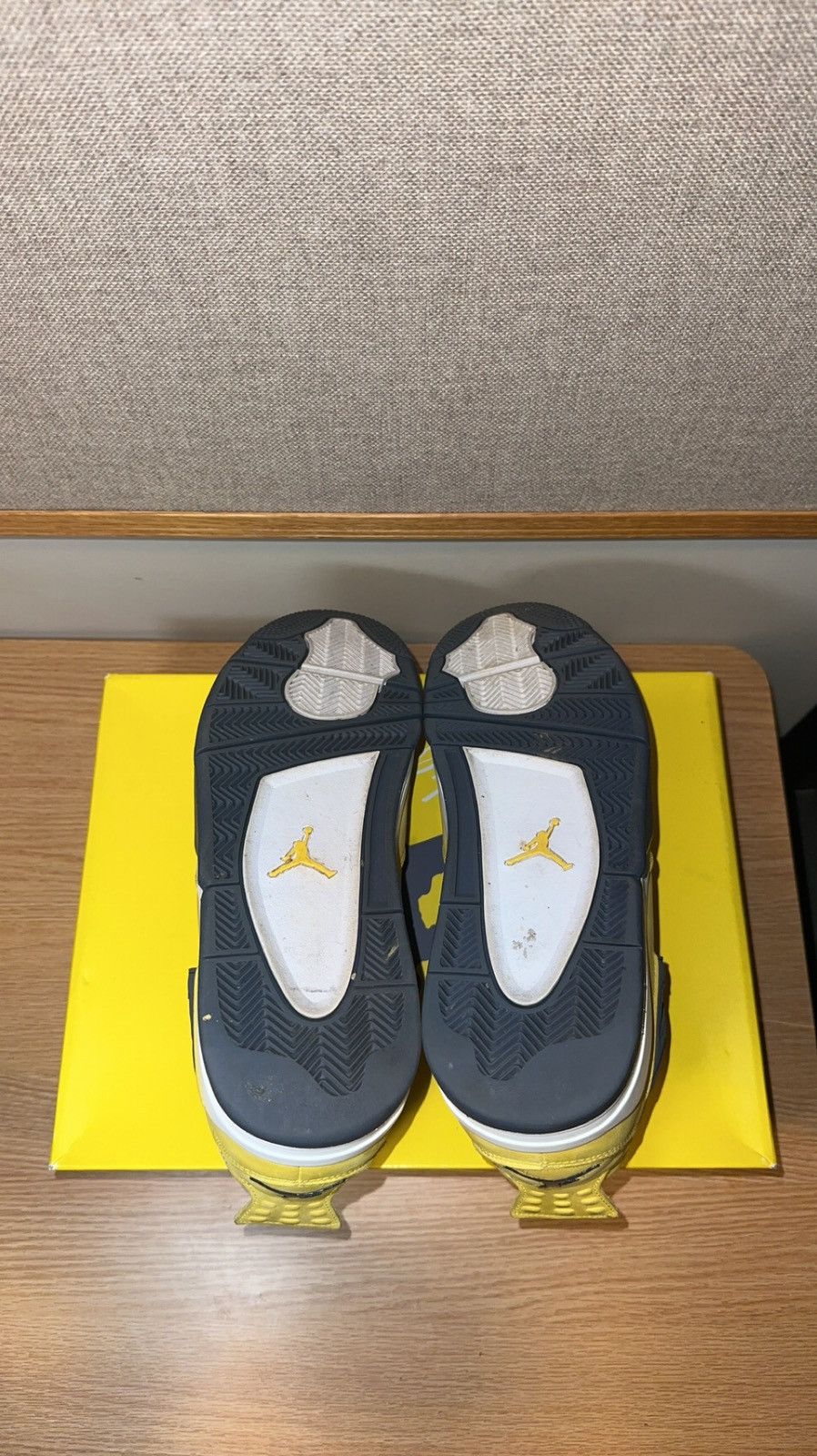 Jordan Brand × Nike Lightning Jordan 4 Size US 12 / EU 45 - 4 Thumbnail