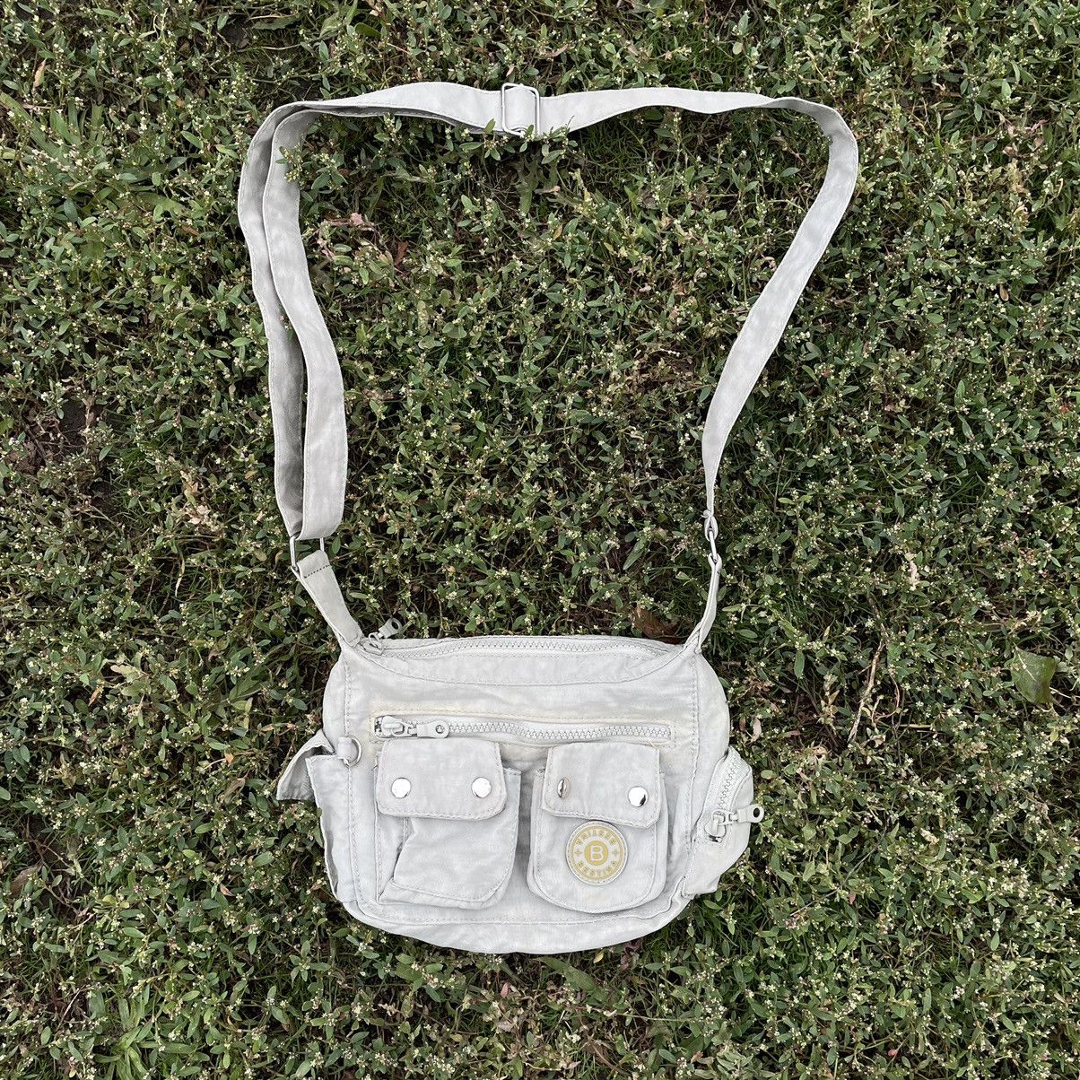 Vintage Vintage Y2K Nylon Crossbody Shoulder Bag Multiple Pockets OS Size ONE SIZE - 1 Thumbnail