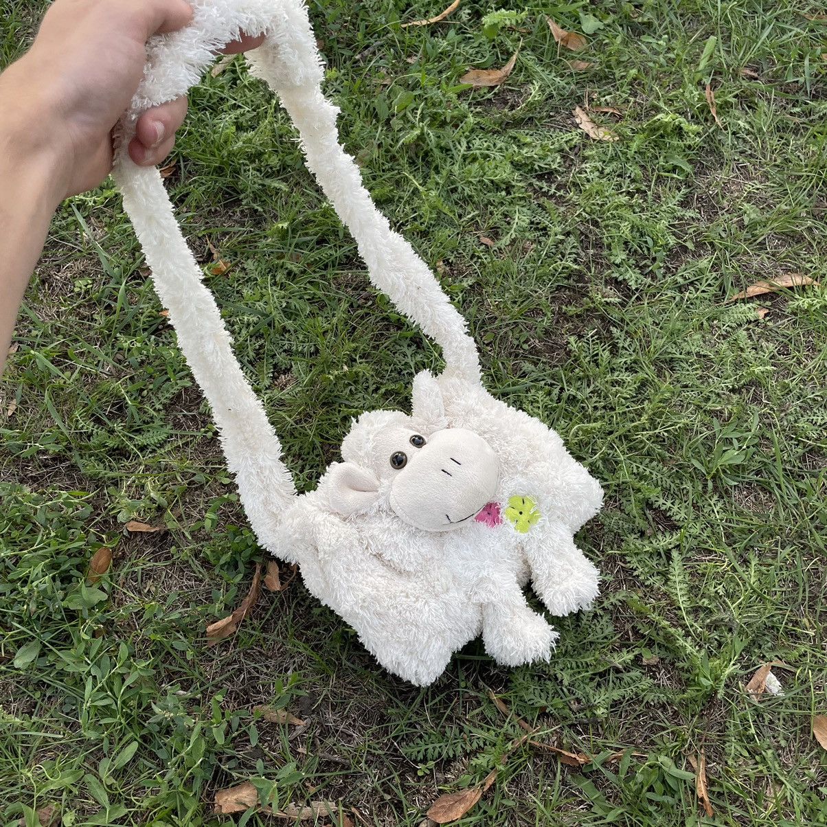 Vintage Y2K Teddy Goat Crossbody Bag Streetwear Plush Thrashed OS Size ONE SIZE - 5 Thumbnail