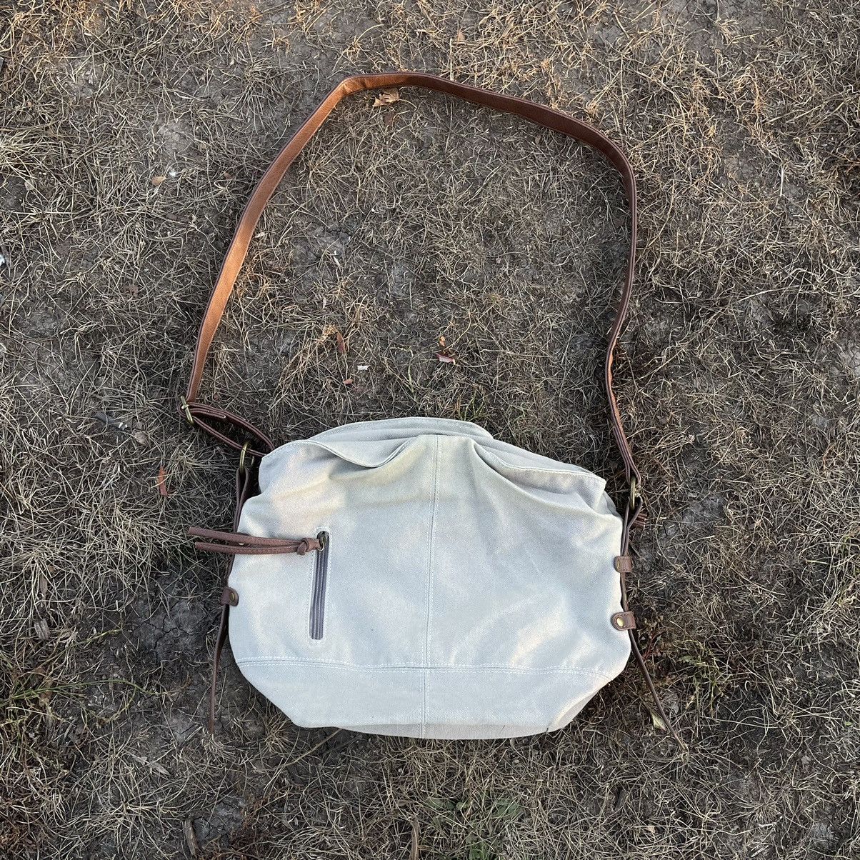 Vintage Vintage Y2K Crossbody Bag Streetwear Gorpcore Boxy Baggy OS Size ONE SIZE - 1 Thumbnail