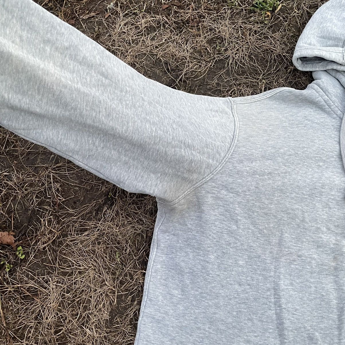 Vintage Vintage Nike Faded Hoodie Swoosh Logo Streetwear Y2K Baggy M Size US M / EU 48-50 / 2 - 8 Thumbnail