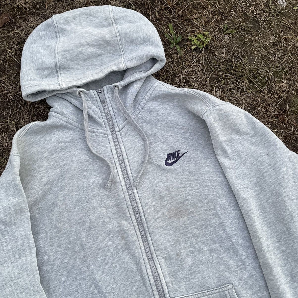 Vintage Vintage Nike Faded Hoodie Swoosh Logo Streetwear Y2K Baggy M Size US M / EU 48-50 / 2 - 5 Thumbnail