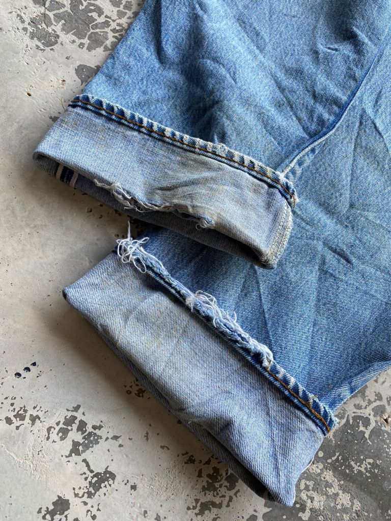Levi's Vintage Clothing SICKS💥Vintage Levi's 501 Small e 80s Redline Distressed Size US 31 - 20 Thumbnail
