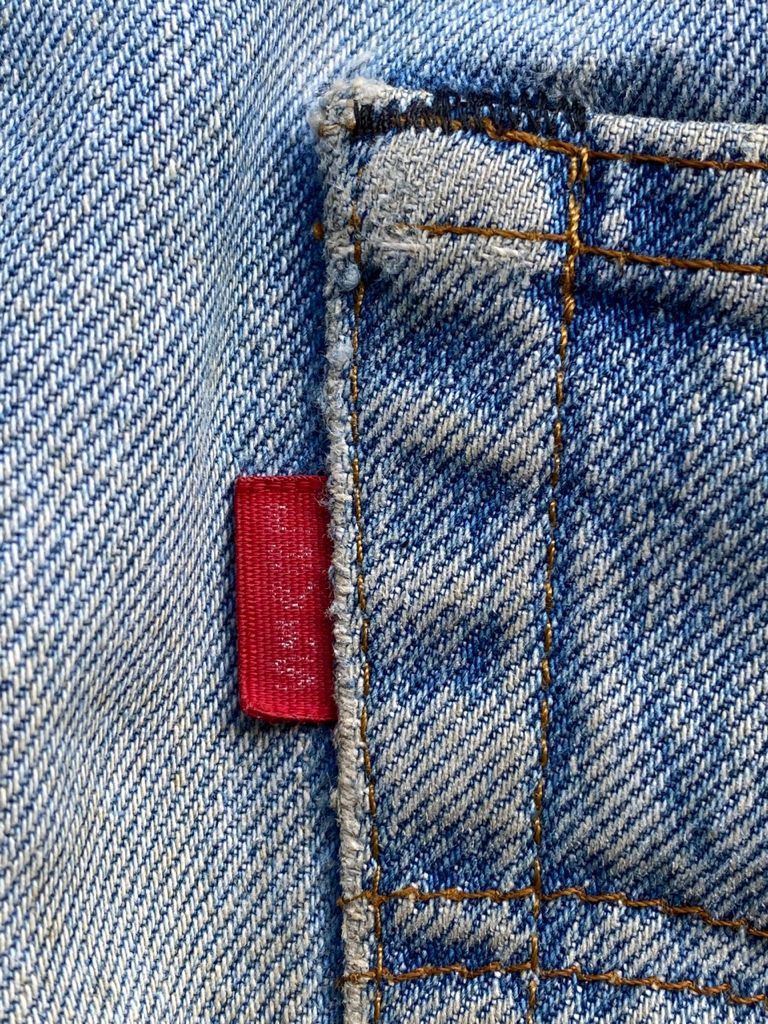 Levi's Vintage Clothing SICKS💥Vintage Levi's 501 Small e 80s Redline Distressed Size US 31 - 19 Thumbnail