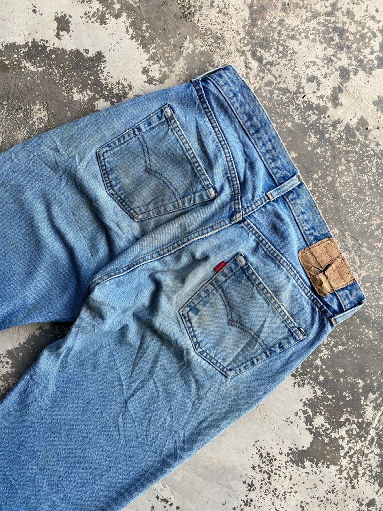 Levi's Vintage Clothing SICKS💥Vintage Levi's 501 Small e 80s Redline Distressed Size US 31 - 17 Thumbnail