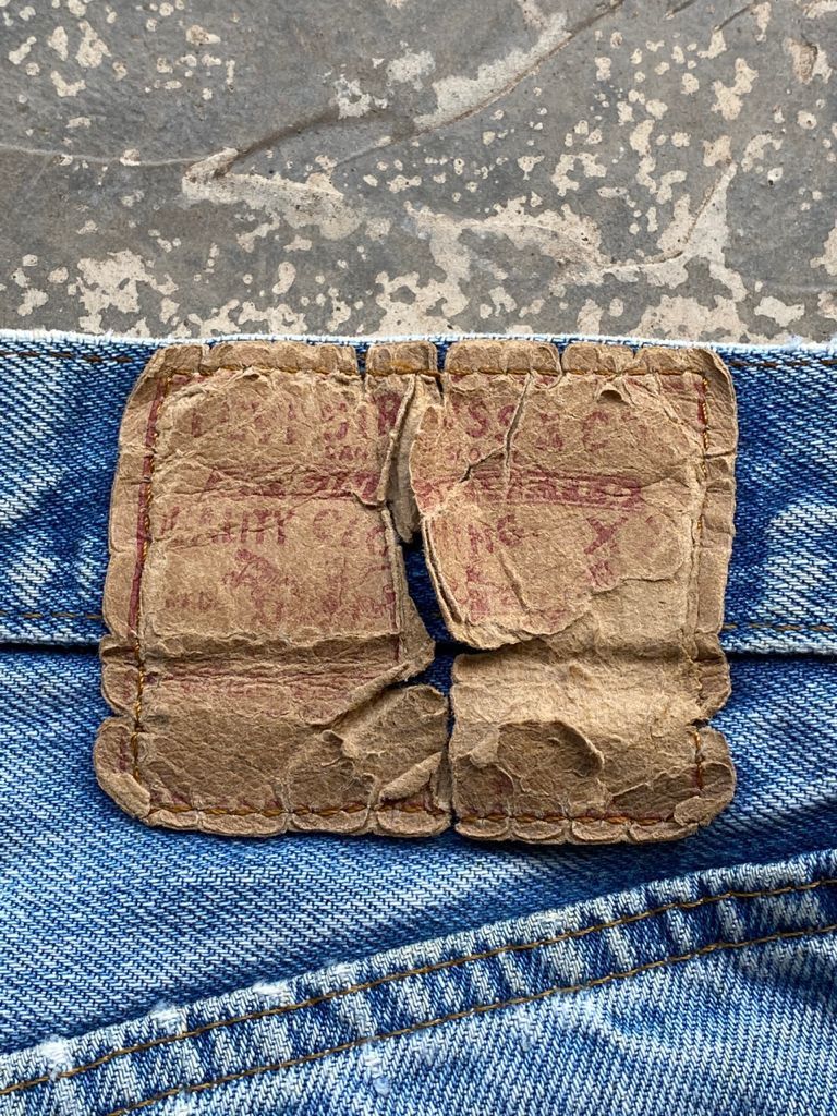 Levi's Vintage Clothing SICKS💥Vintage Levi's 501 Small e 80s Redline Distressed Size US 31 - 18 Thumbnail