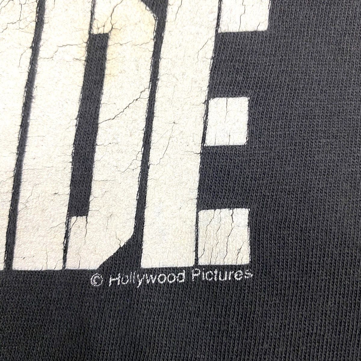 Vintage Vintage 90's CRIMSON TIDE A Film By Tony Scott Movie Tee Size US XL / EU 56 / 4 - 4 Thumbnail