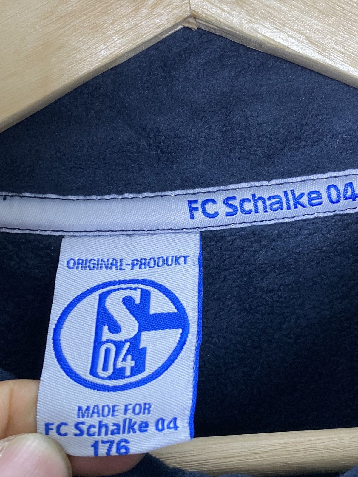 Vintage FC Schalke 04 Football BundesLiga Fleece Size US M / EU 48-50 / 2 - 4 Thumbnail
