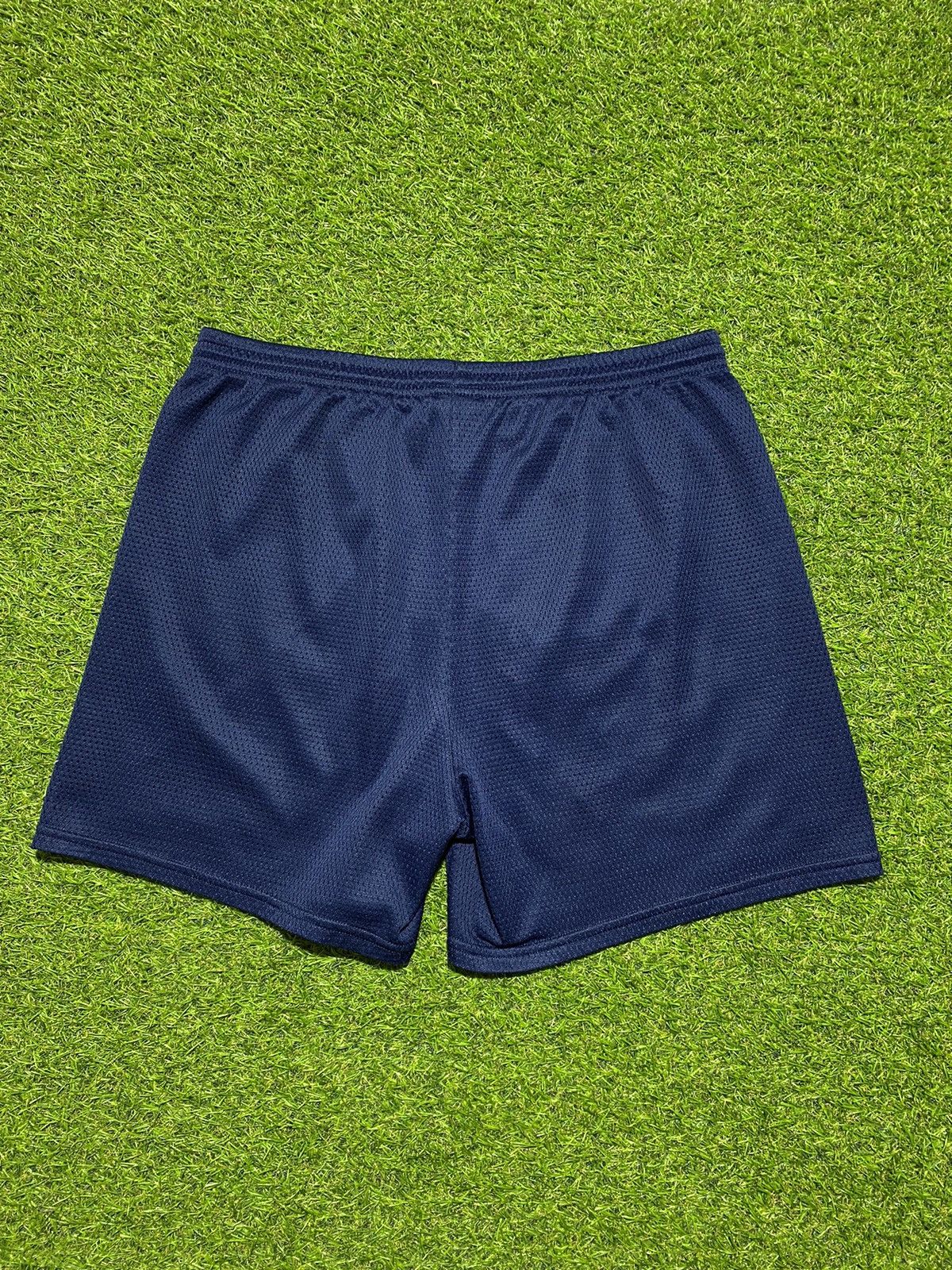 Nike Vintage 90s Nike mesh shorts streetwear swoosh casual size L Size US 34 / EU 50 - 2 Thumbnail