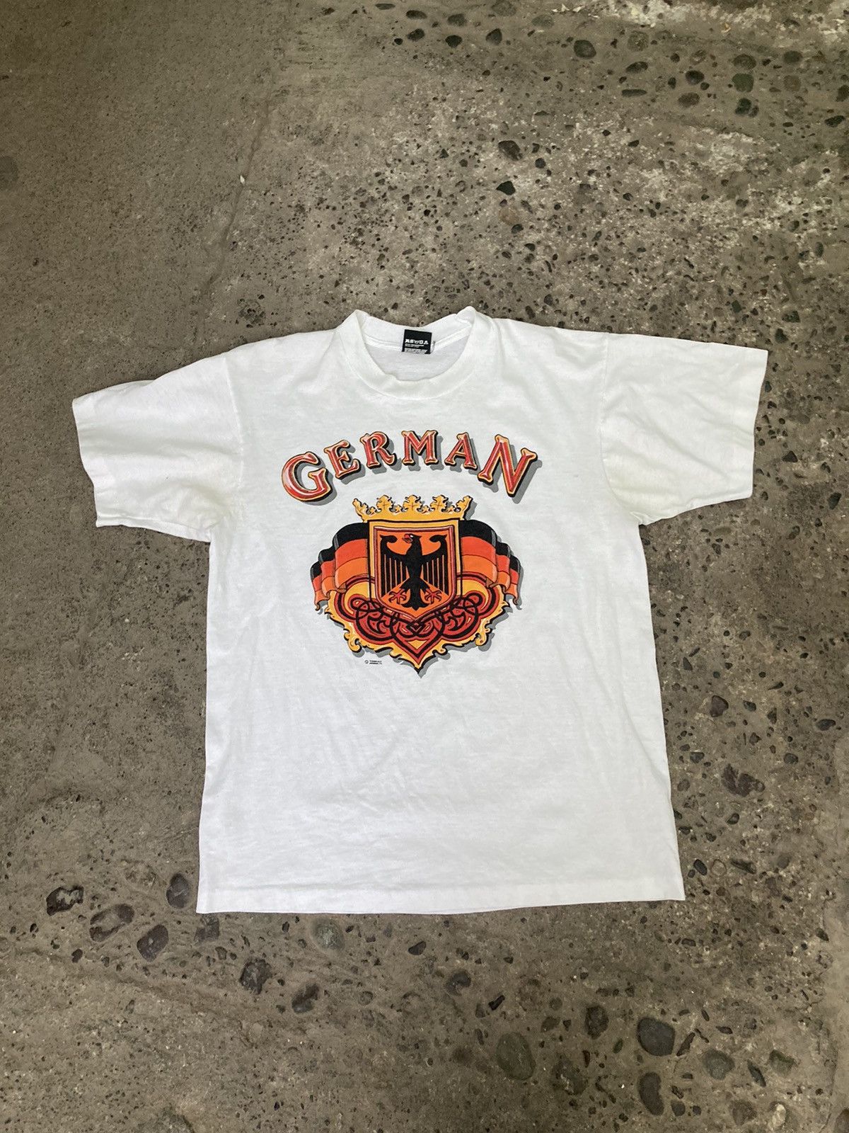 Vintage Vintage German t shirt Size US L / EU 52-54 / 3 - 1 Thumbnail