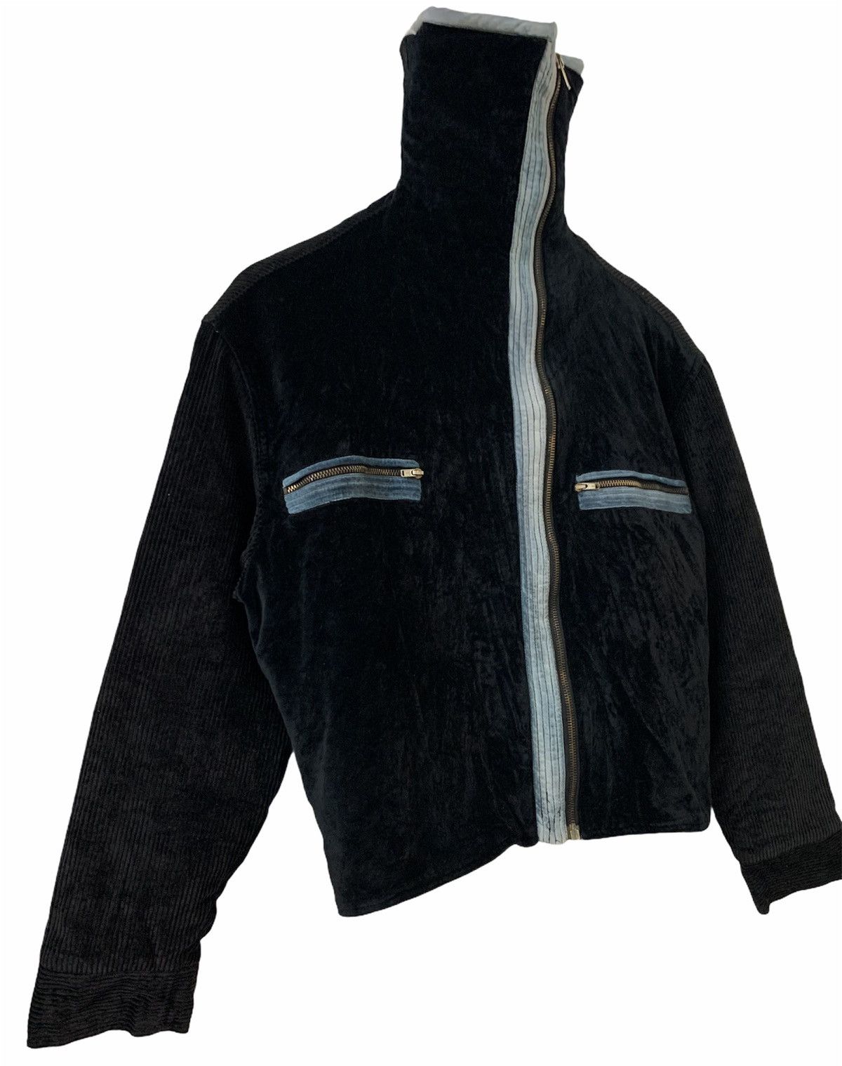 Versace Jeans Couture Versace Jeans Couture Velvet Cropped Turtleneck Jacket Size L / US 10 / IT 46 - 2 Thumbnail