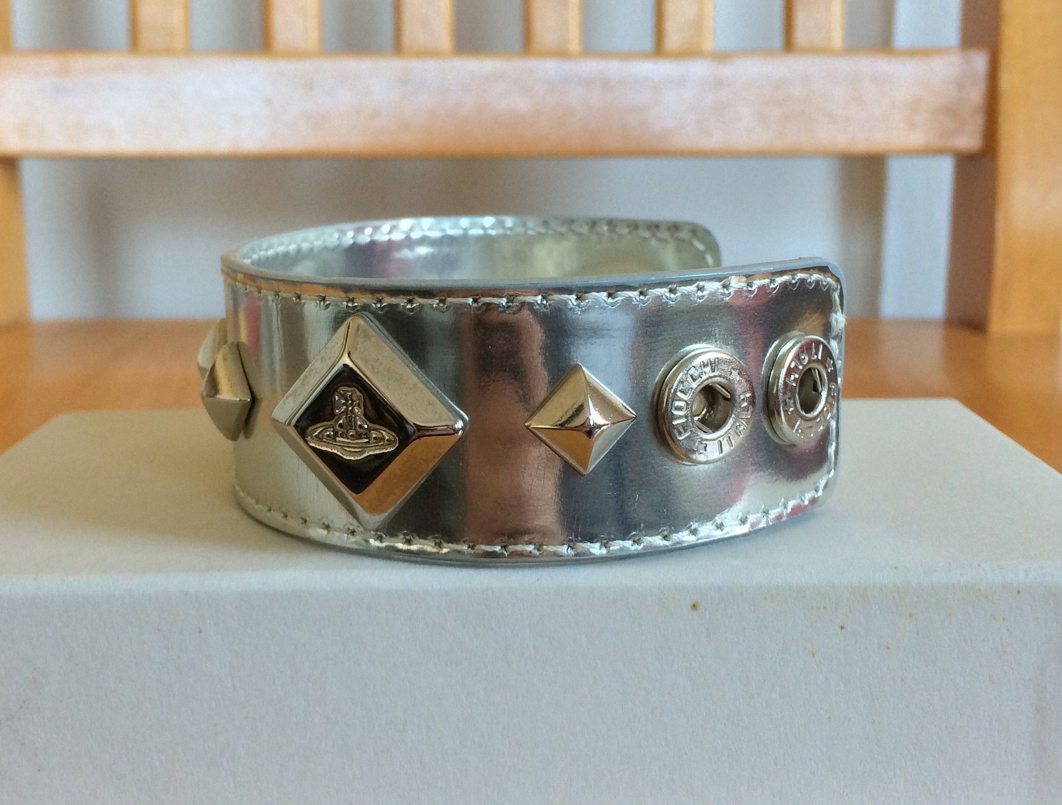 Vivienne Westwood S/S 2003 Vivenne Westwood Studded Leather Orb Bracelet Size ONE SIZE - 2 Thumbnail