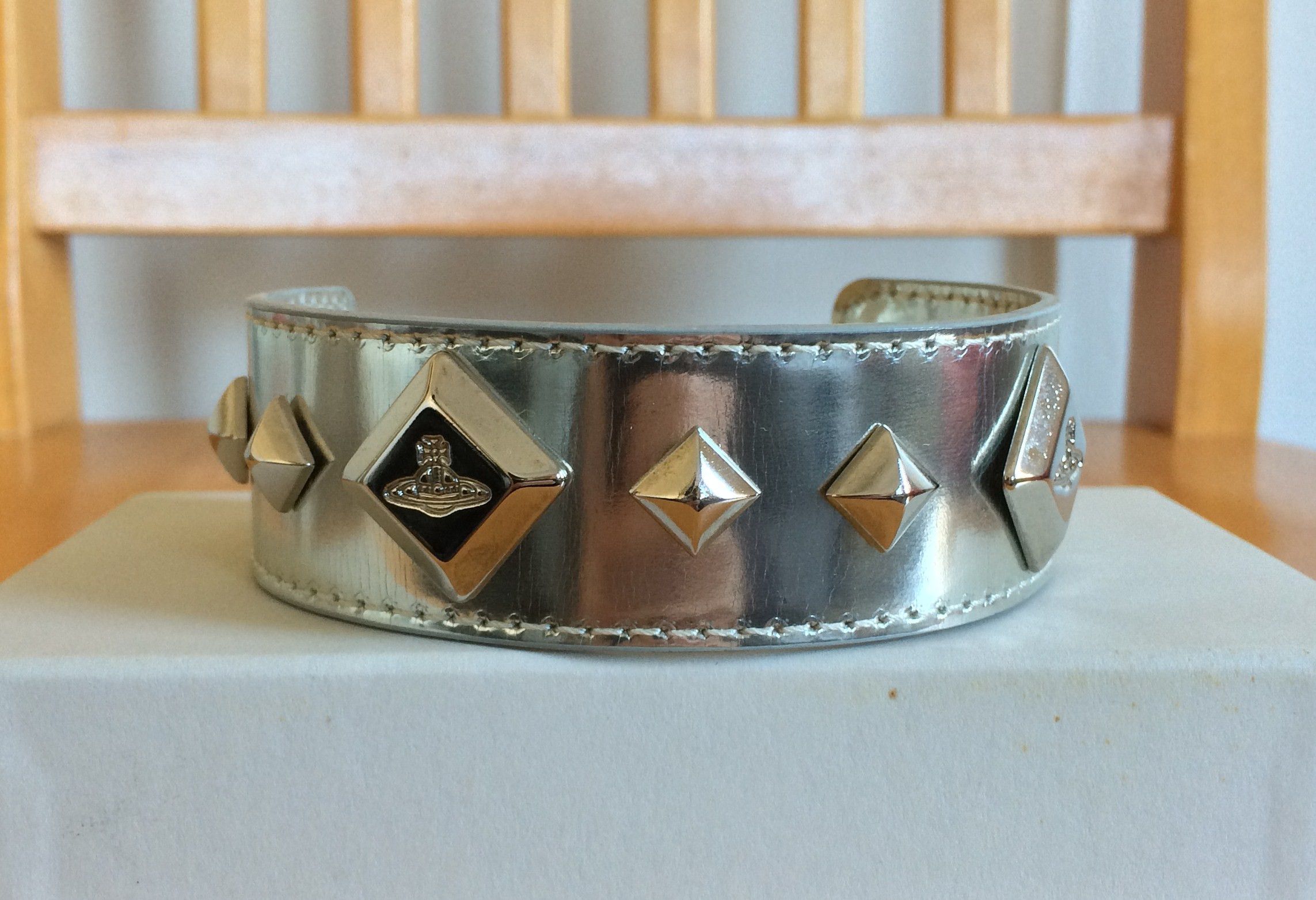 Vivienne Westwood S/S 2003 Vivenne Westwood Studded Leather Orb Bracelet Size ONE SIZE - 3 Thumbnail