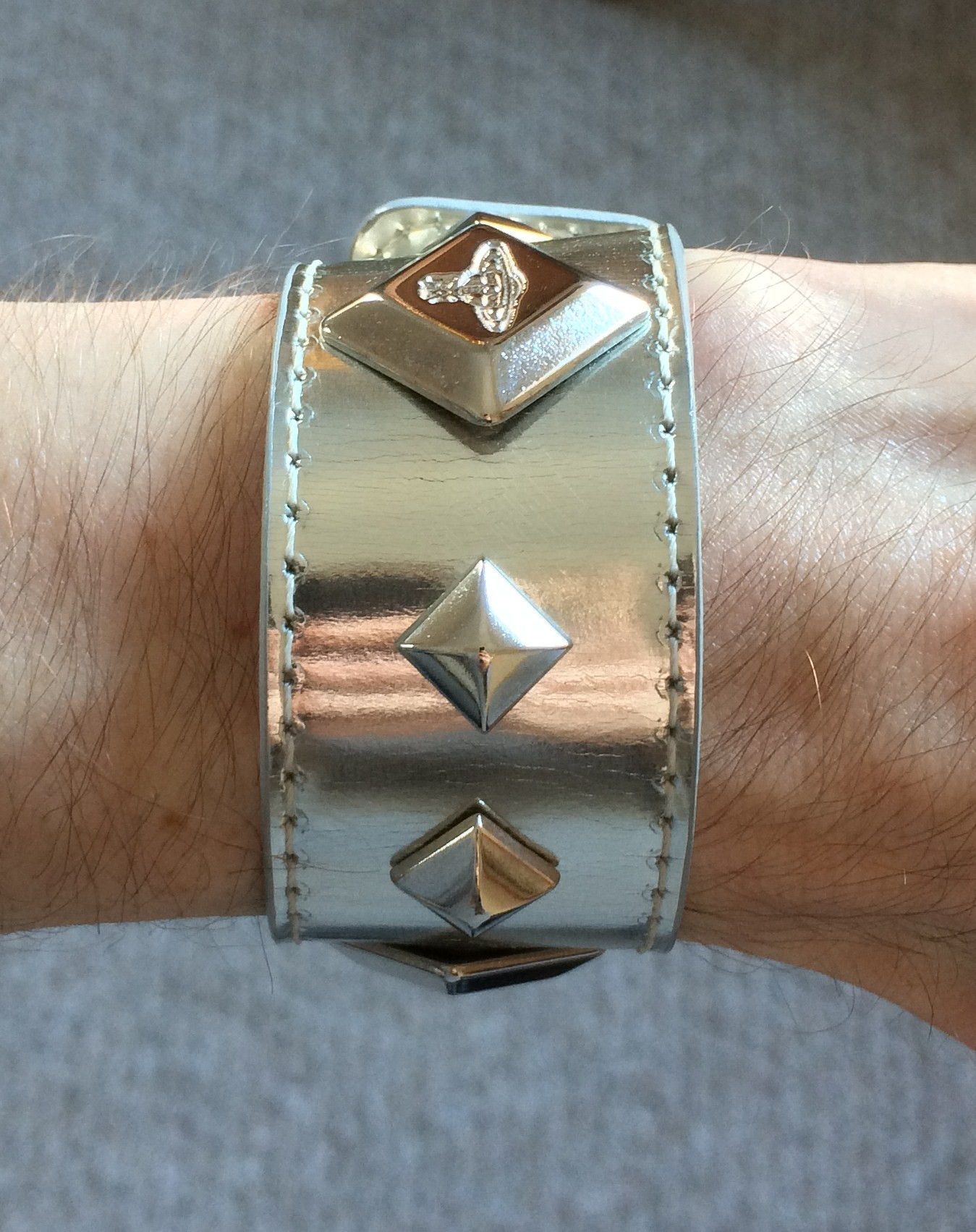 Vivienne Westwood S/S 2003 Vivenne Westwood Studded Leather Orb Bracelet Size ONE SIZE - 7 Thumbnail