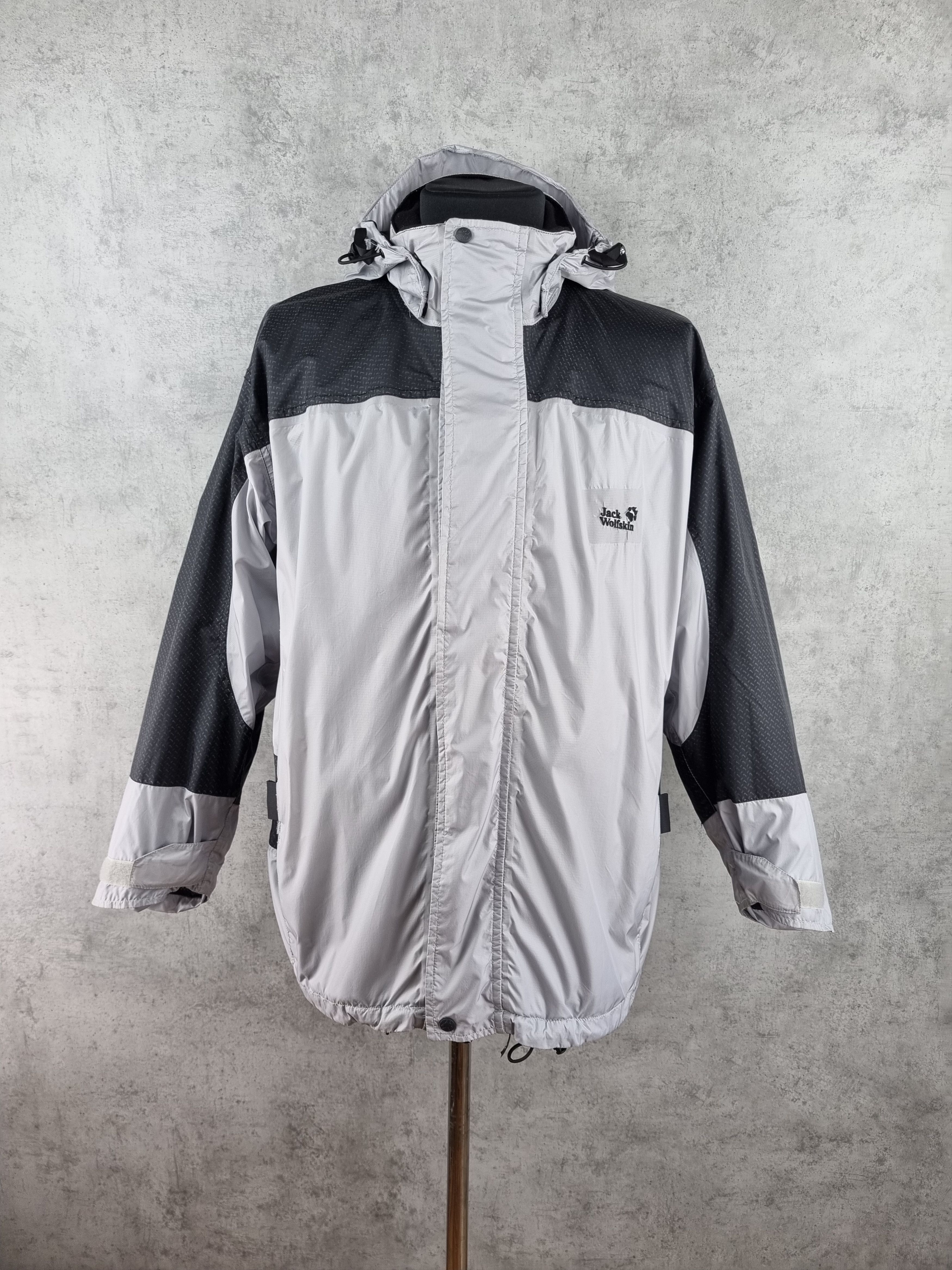 Jack Wolfskin × Vintage 90s Jack Wolfskins Reflective Jacket similar like Arcteryx Size US M / EU 48-50 / 2 - 1 Thumbnail