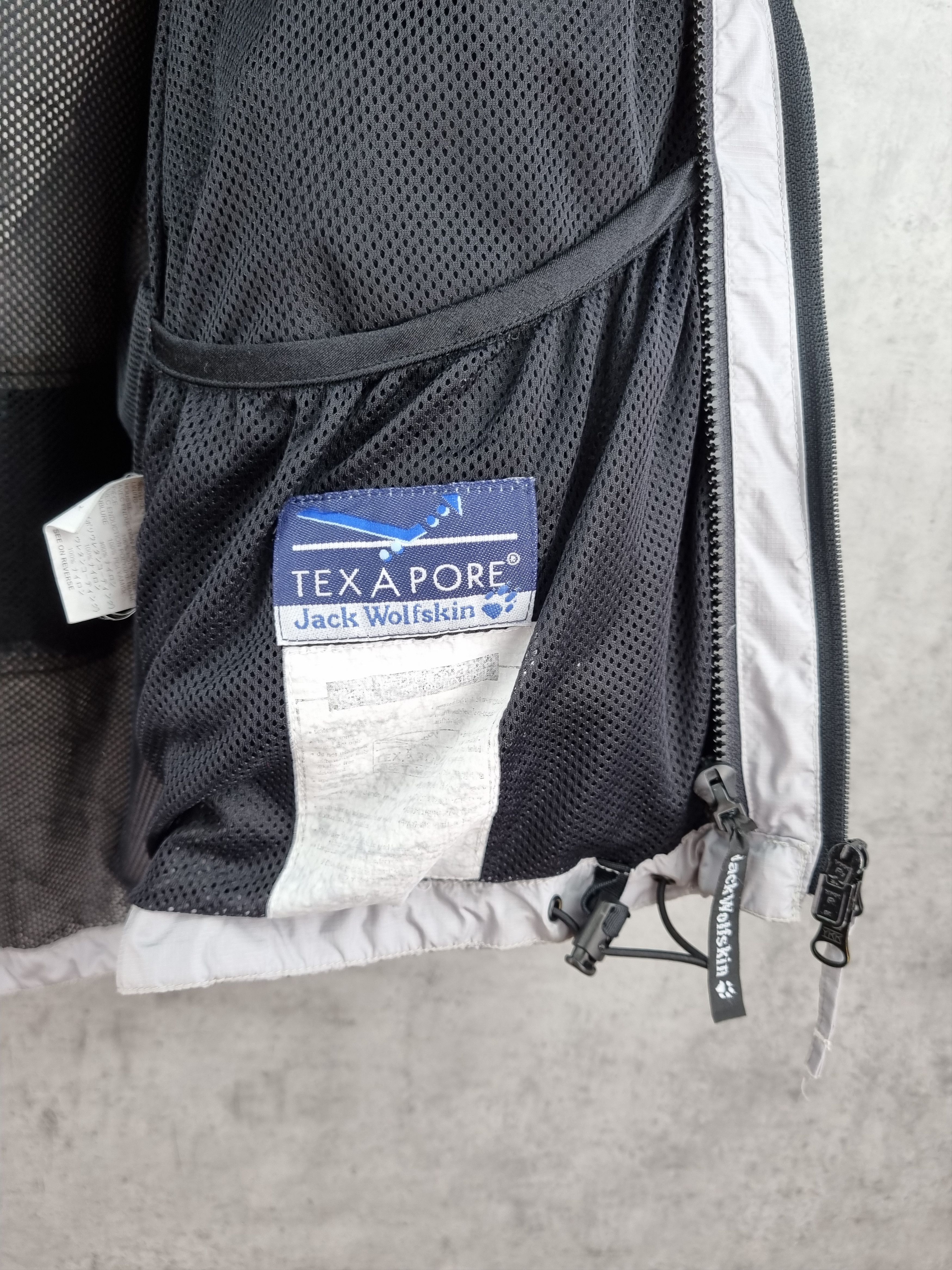Jack Wolfskin × Vintage 90s Jack Wolfskins Reflective Jacket similar like Arcteryx Size US M / EU 48-50 / 2 - 9 Thumbnail
