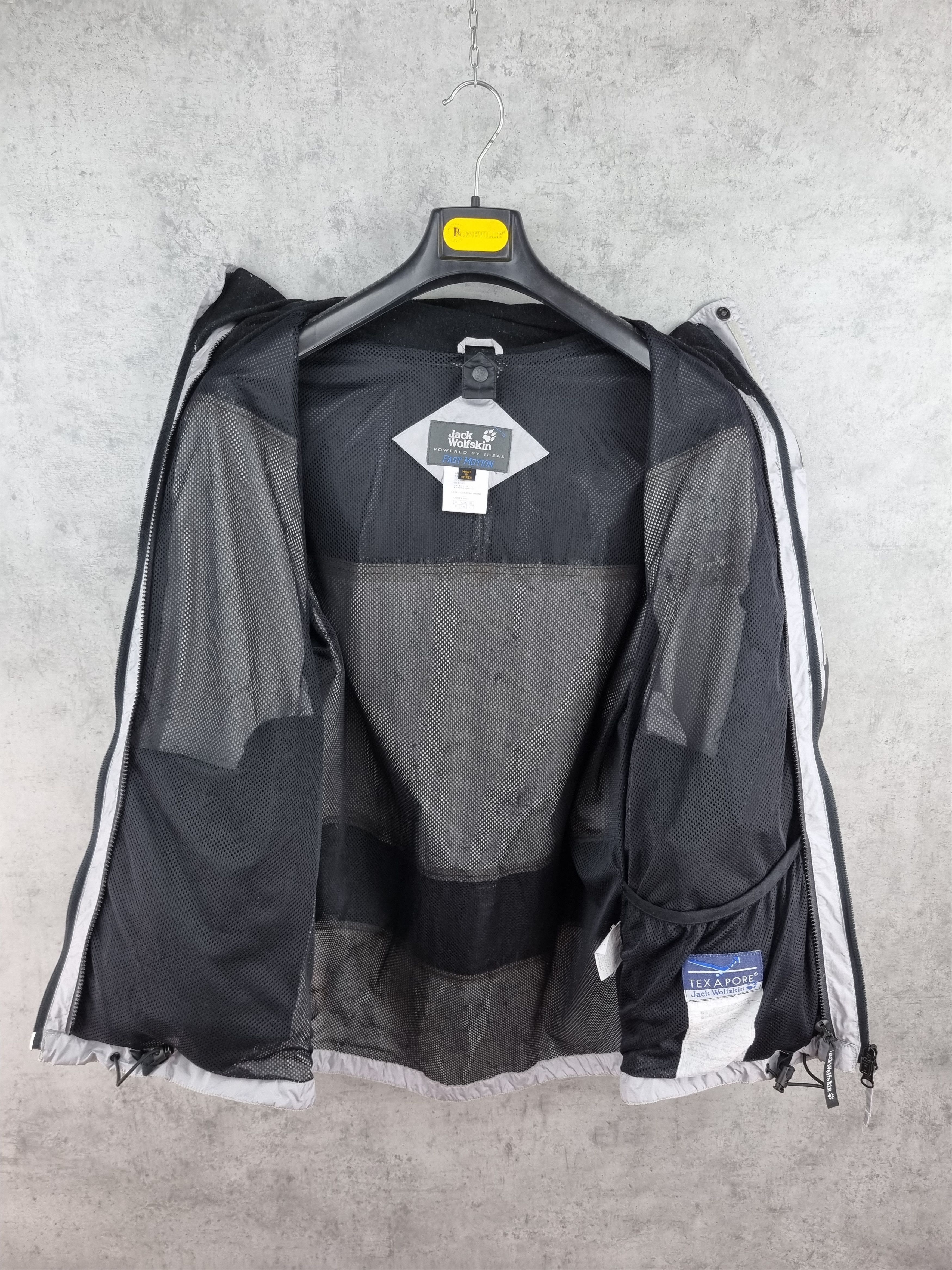 Jack Wolfskin × Vintage 90s Jack Wolfskins Reflective Jacket similar like Arcteryx Size US M / EU 48-50 / 2 - 6 Thumbnail