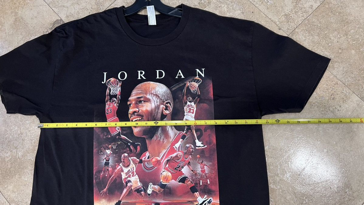 NBA Michael Jordan Chicago Bulls Tee Size XL Size US XL / EU 56 / 4 - 6 Thumbnail