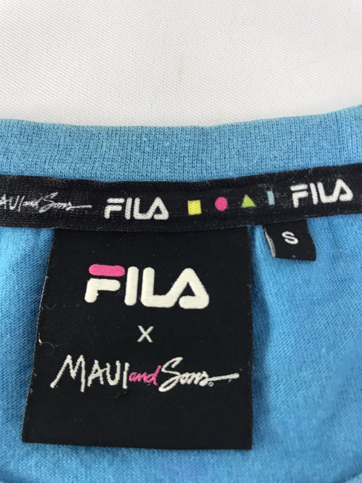 Fila Fila X Maui And Sons Surf Board Big Box Logo Size M Size US M / EU 48-50 / 2 - 5 Thumbnail