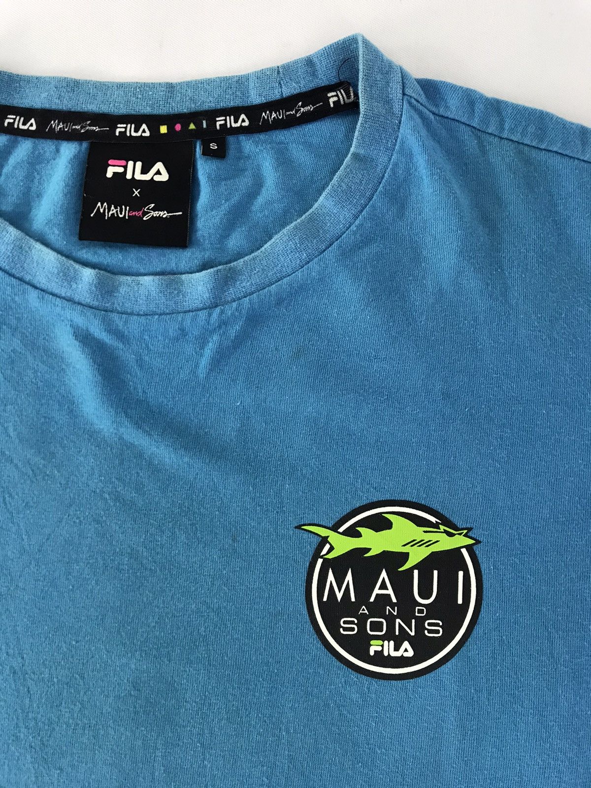Fila Fila X Maui And Sons Surf Board Big Box Logo Size M Size US M / EU 48-50 / 2 - 3 Thumbnail