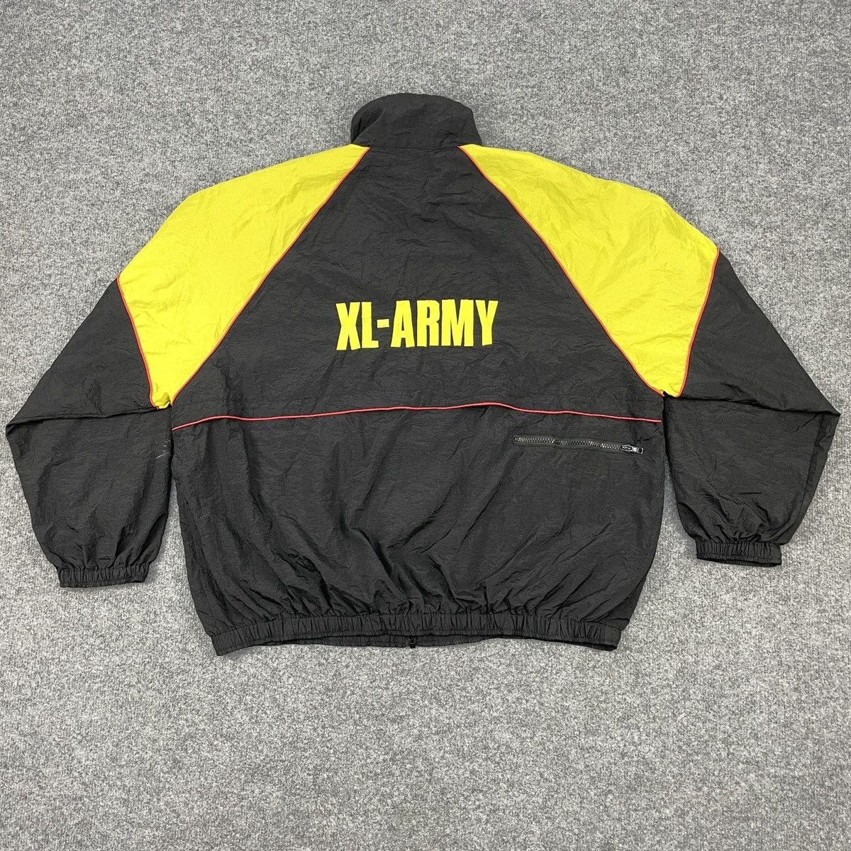 Xlarge Vintage Xlarge Windbreaker Jacket Size US L / EU 52-54 / 3 - 1 Thumbnail