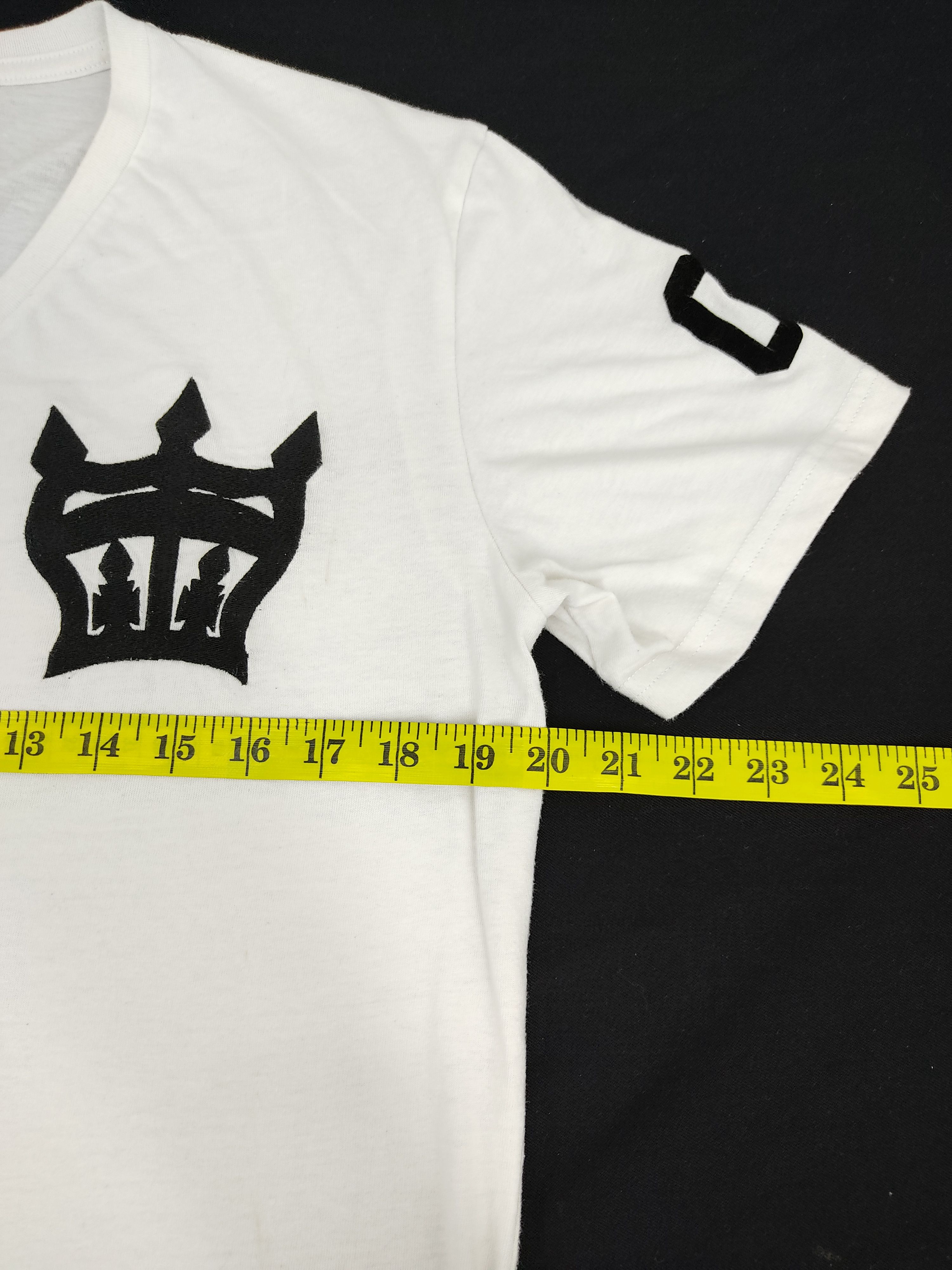 Japanese Brand RCWB Rodeo Crowns V Neck T-shirt American Flag Logo Tee Size M / US 6-8 / IT 42-44 - 5 Thumbnail
