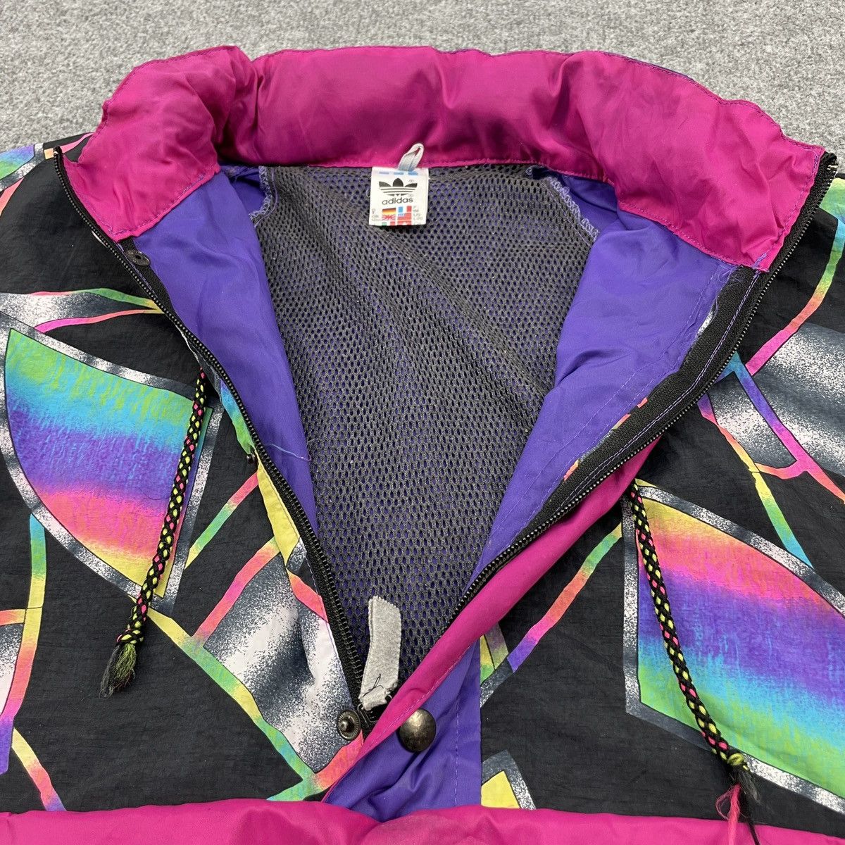 Adidas × Vintage Vintage Adidas Windbreakers Jacket Size US L / EU 52-54 / 3 - 7 Thumbnail